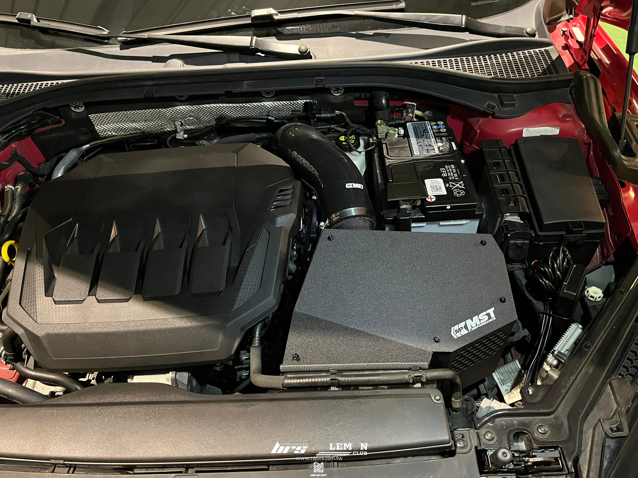 Skoda Superb 安裝 MST進氣系統