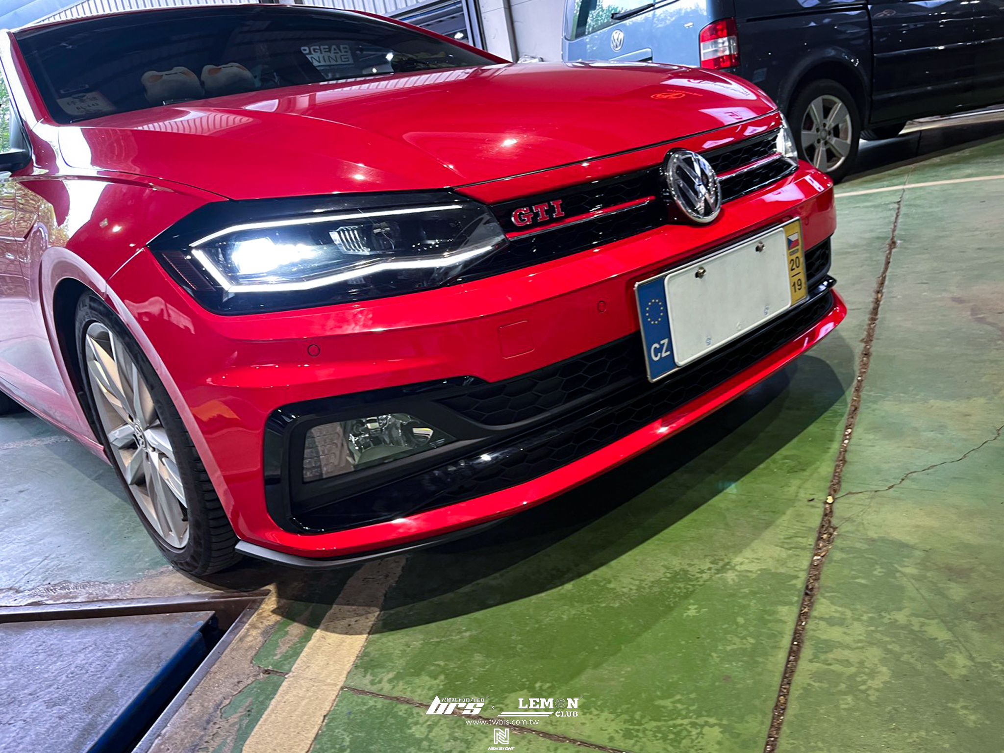 Volkswagen Polo AW 安裝 Polo AW GTI前保桿