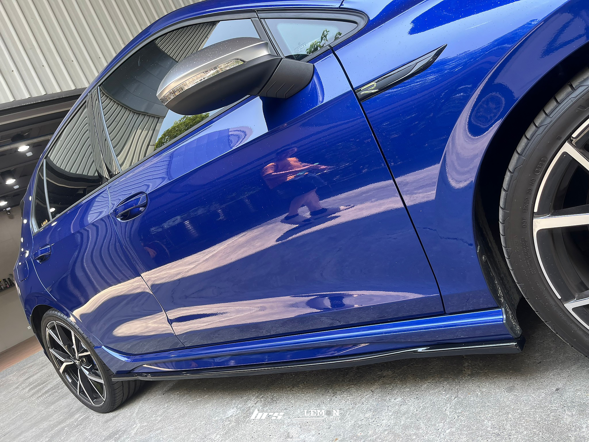 Volkswagen Golf 8R 安裝 類MAX側裙