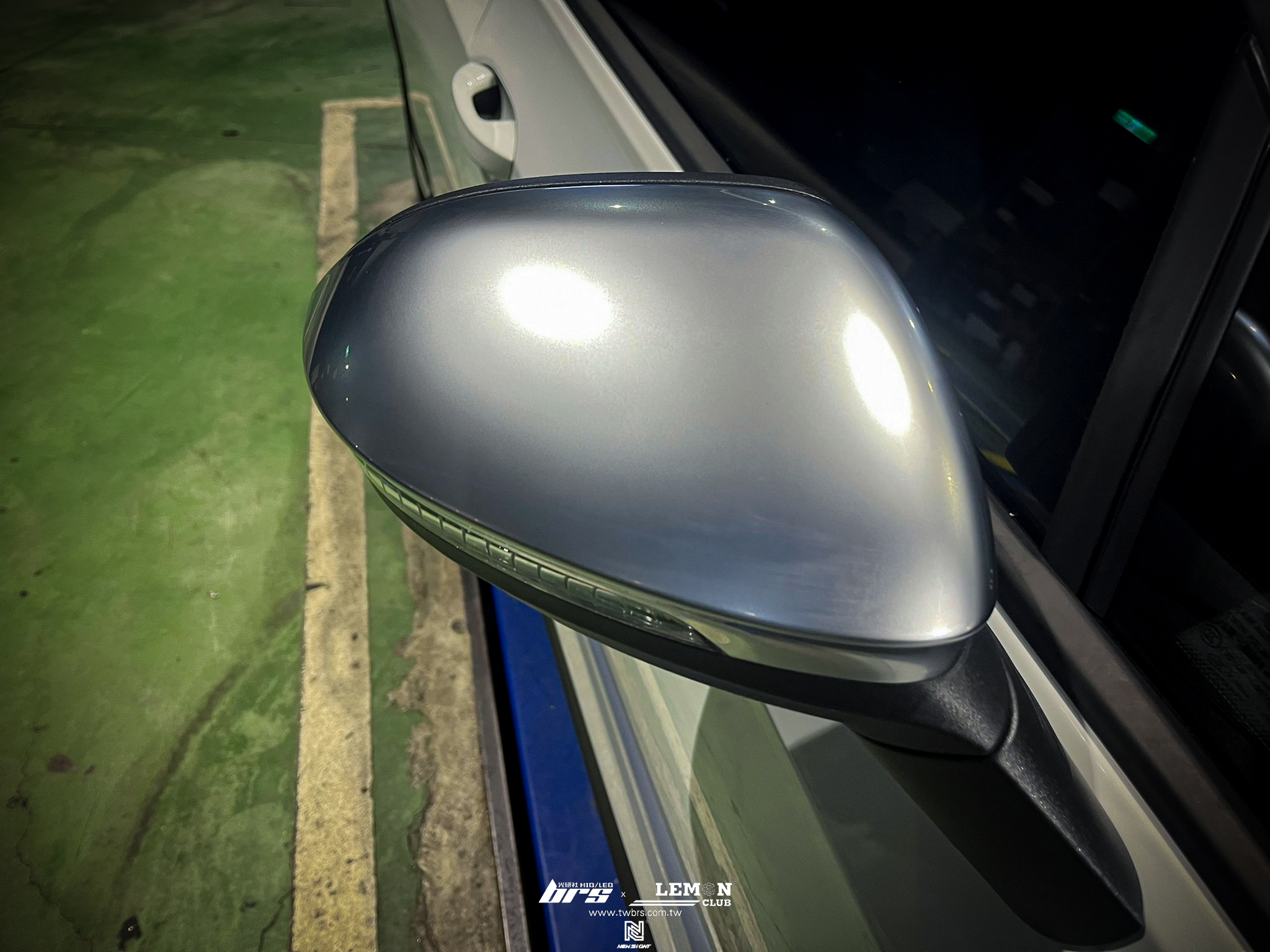 Volkswagen Golf 8 安裝 鍍鎳銀後視鏡蓋