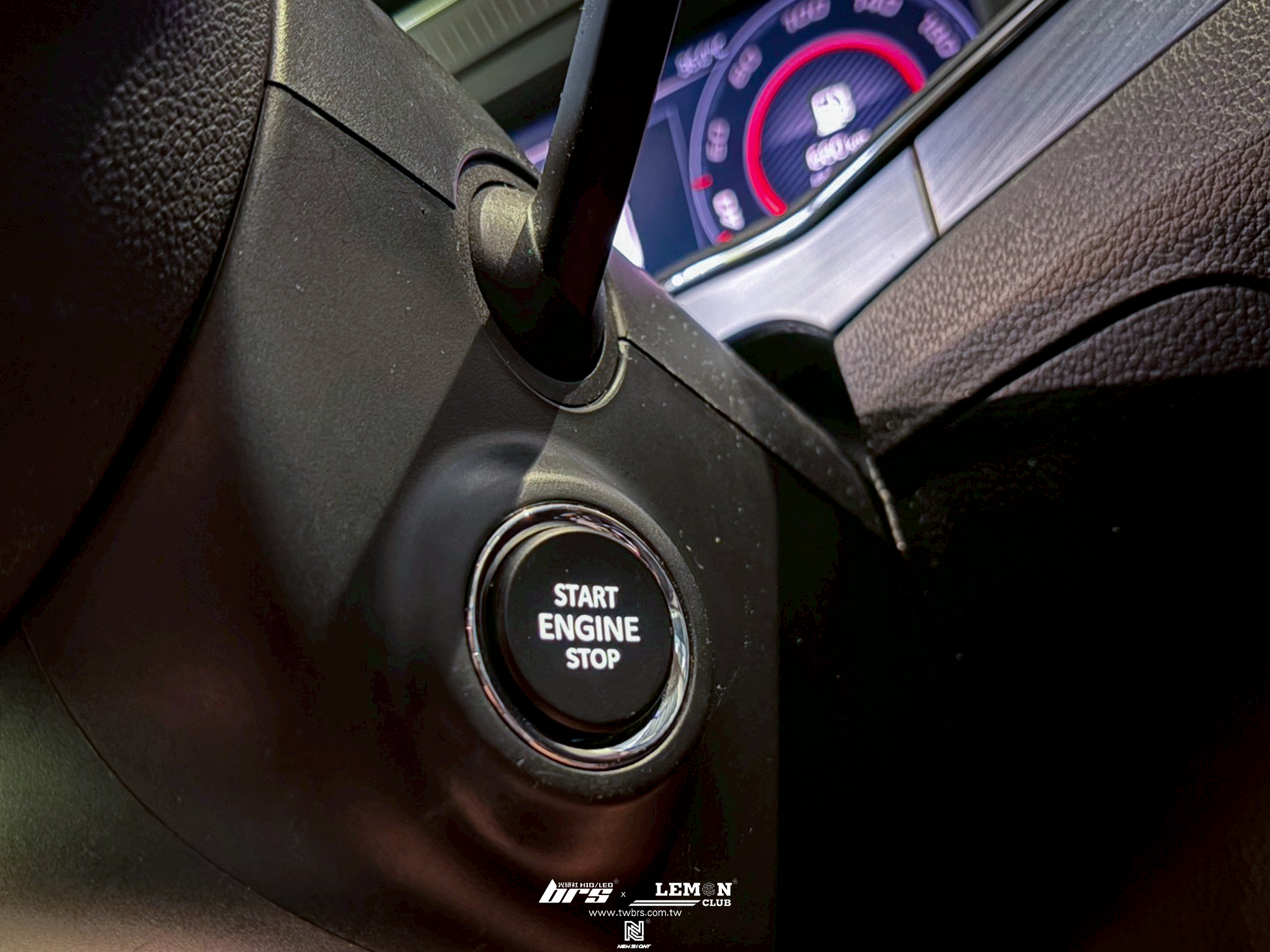 Skoda Superb 安裝 原廠免鑰匙啟動開關