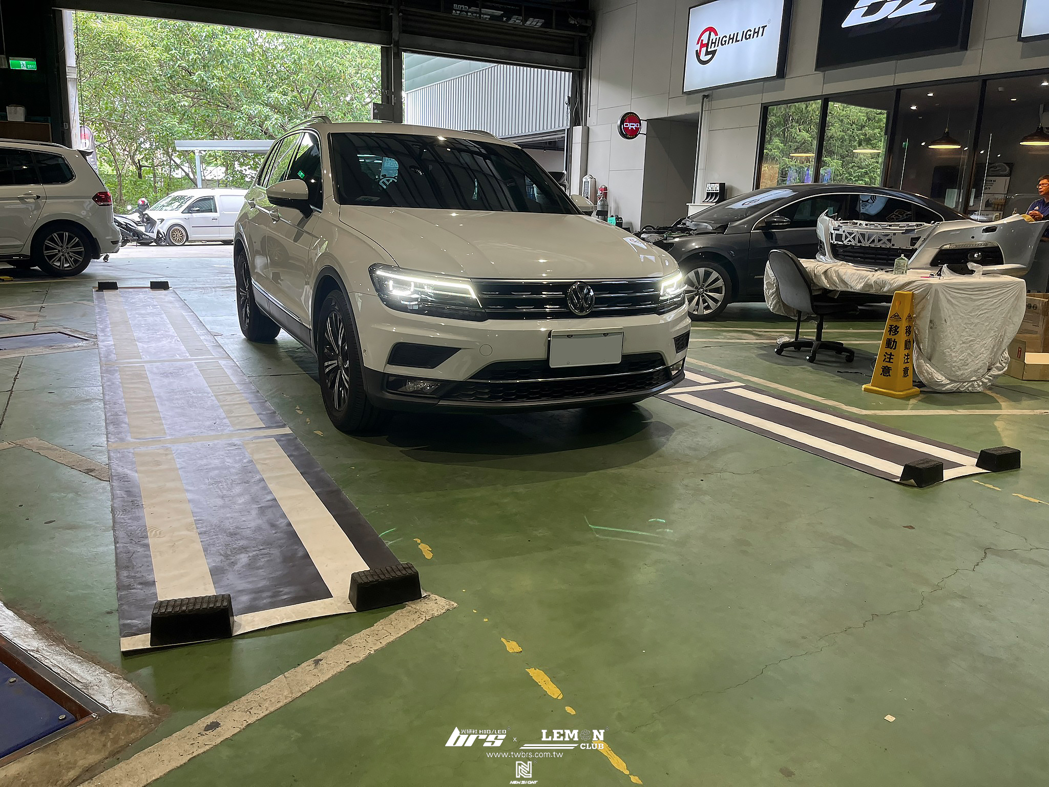 Volkswagen New Tiguan 安裝 環景鏡頭+環景校正