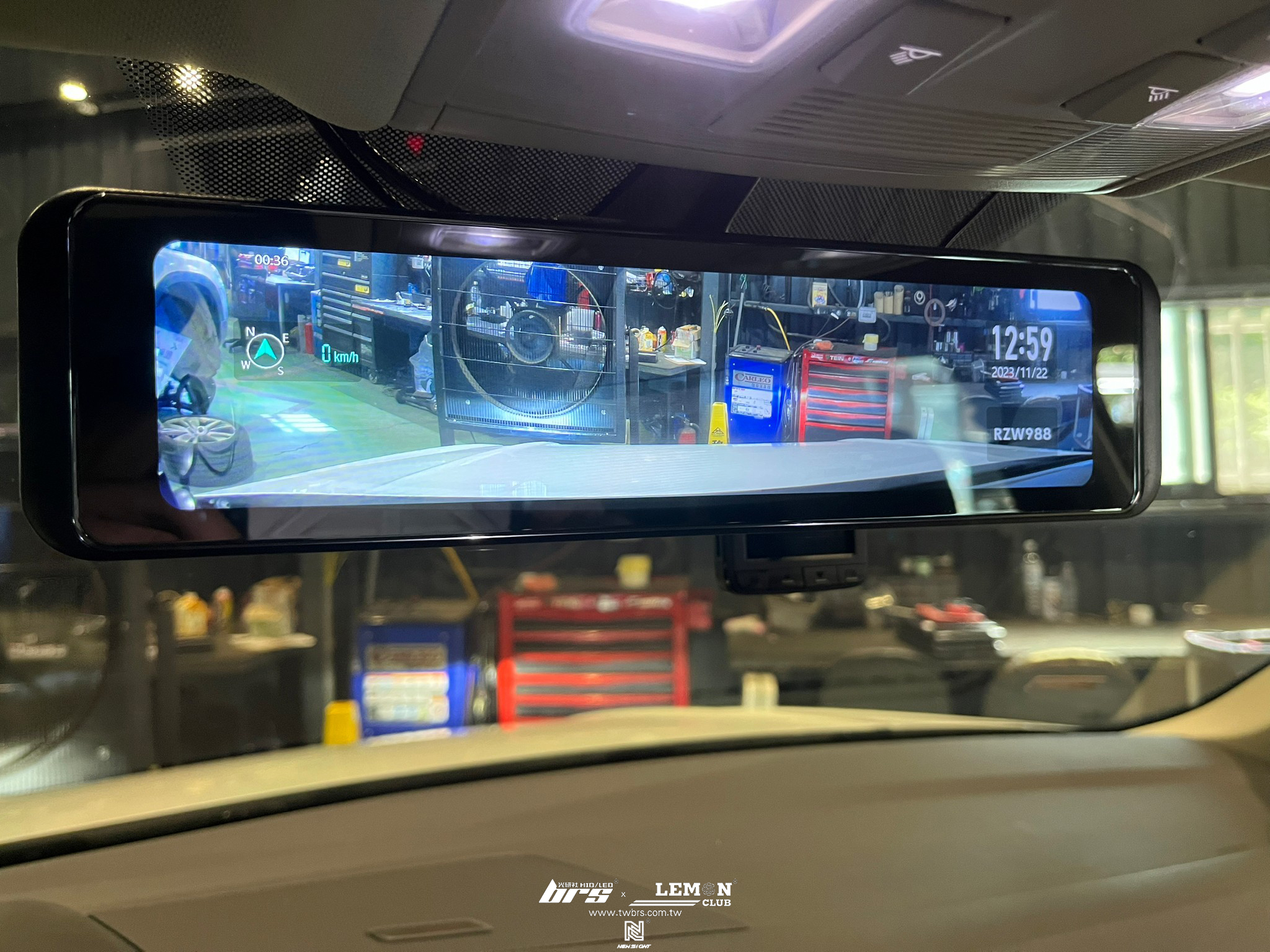 Volkswagen New Tiguan 安裝 DOD RZW988 後視鏡型行車紀錄器