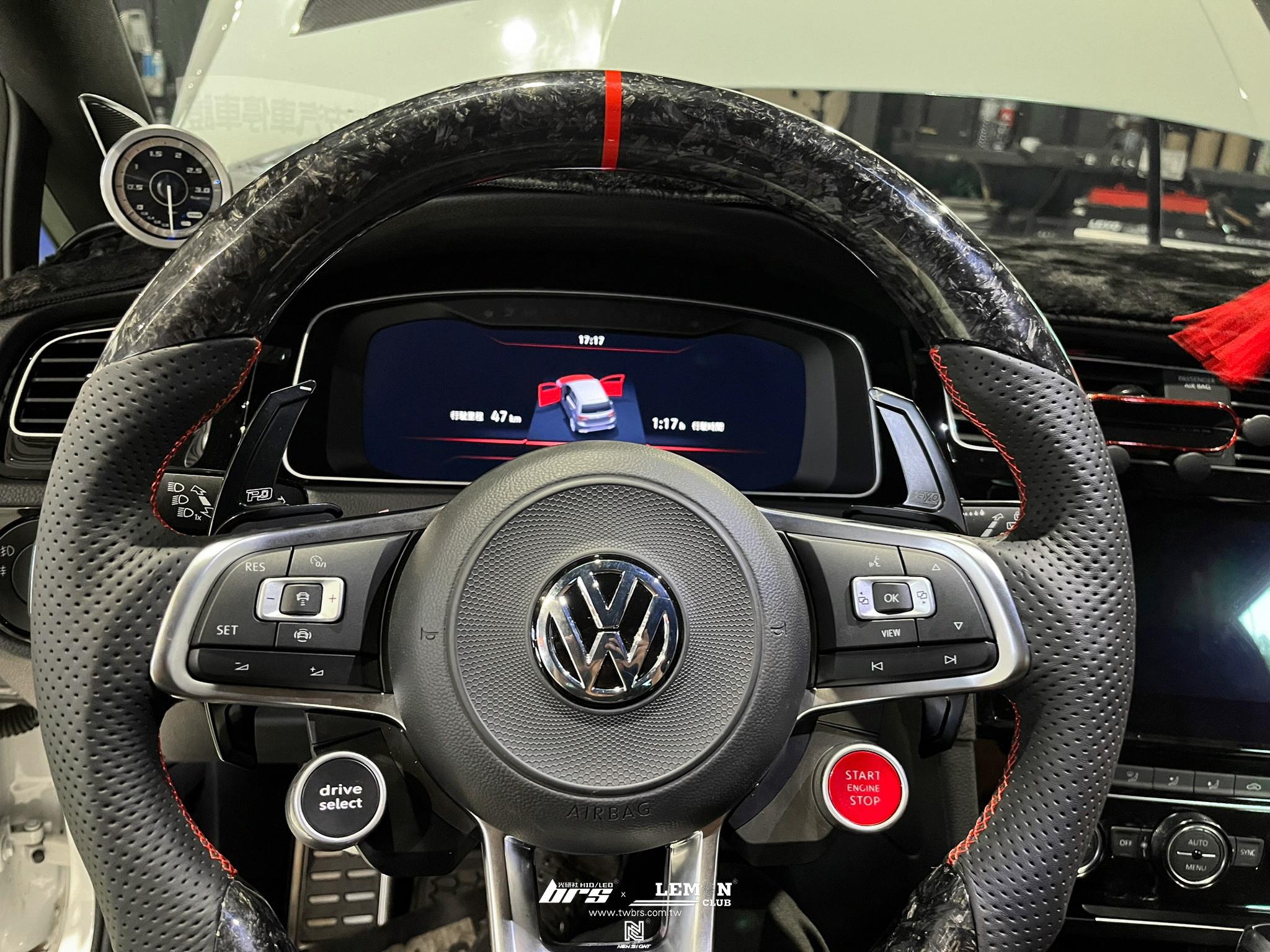 Volkswagen Golf 7.5 安裝 方向盤啟動按鍵