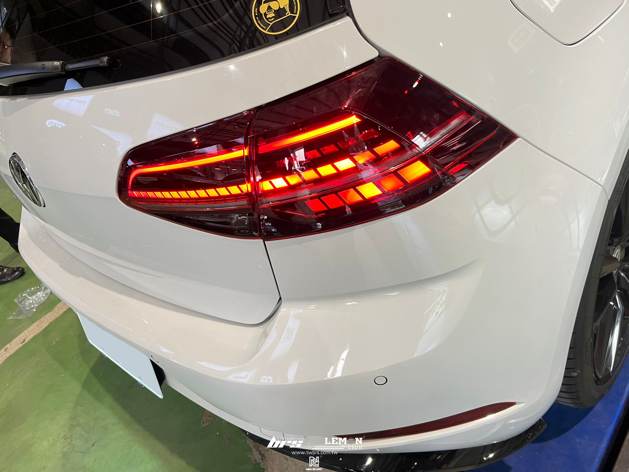 Volkswagen Golf 7.5 安裝 流水LED尾燈