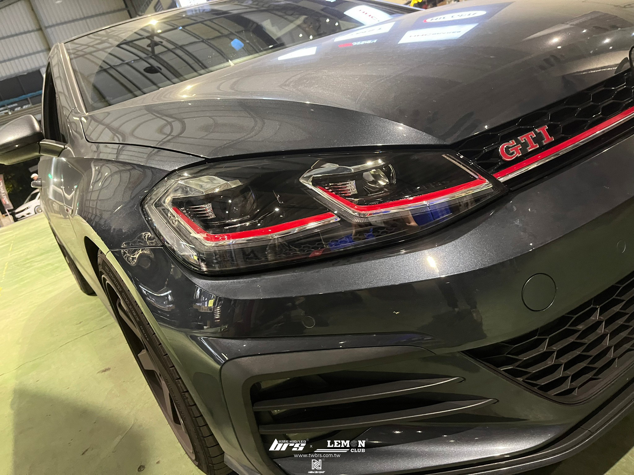 Volkswagen Golf 7.5 GTI 安裝 紅線魚眼大燈總成+D2H 6500K 高階款LED