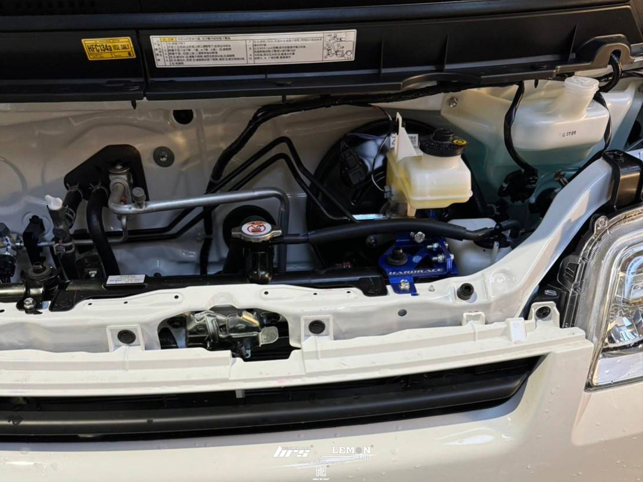 Toyota Town Ace 安裝 U-BS 強化進氣管+HARDRACE 煞車總泵頂桿+D1 Spec油門加速器+K&amp;N高流量空氣濾芯+原廠直接式胎壓系統搭配ORO金屬氣嘴