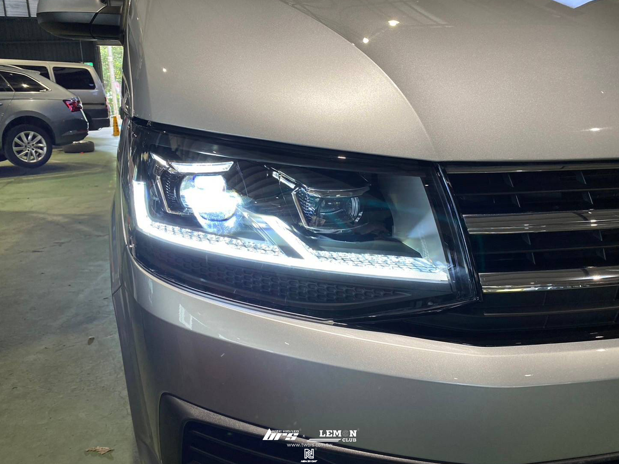 Volkswagen T6 安裝 T6改T6.1全LED魚眼大燈