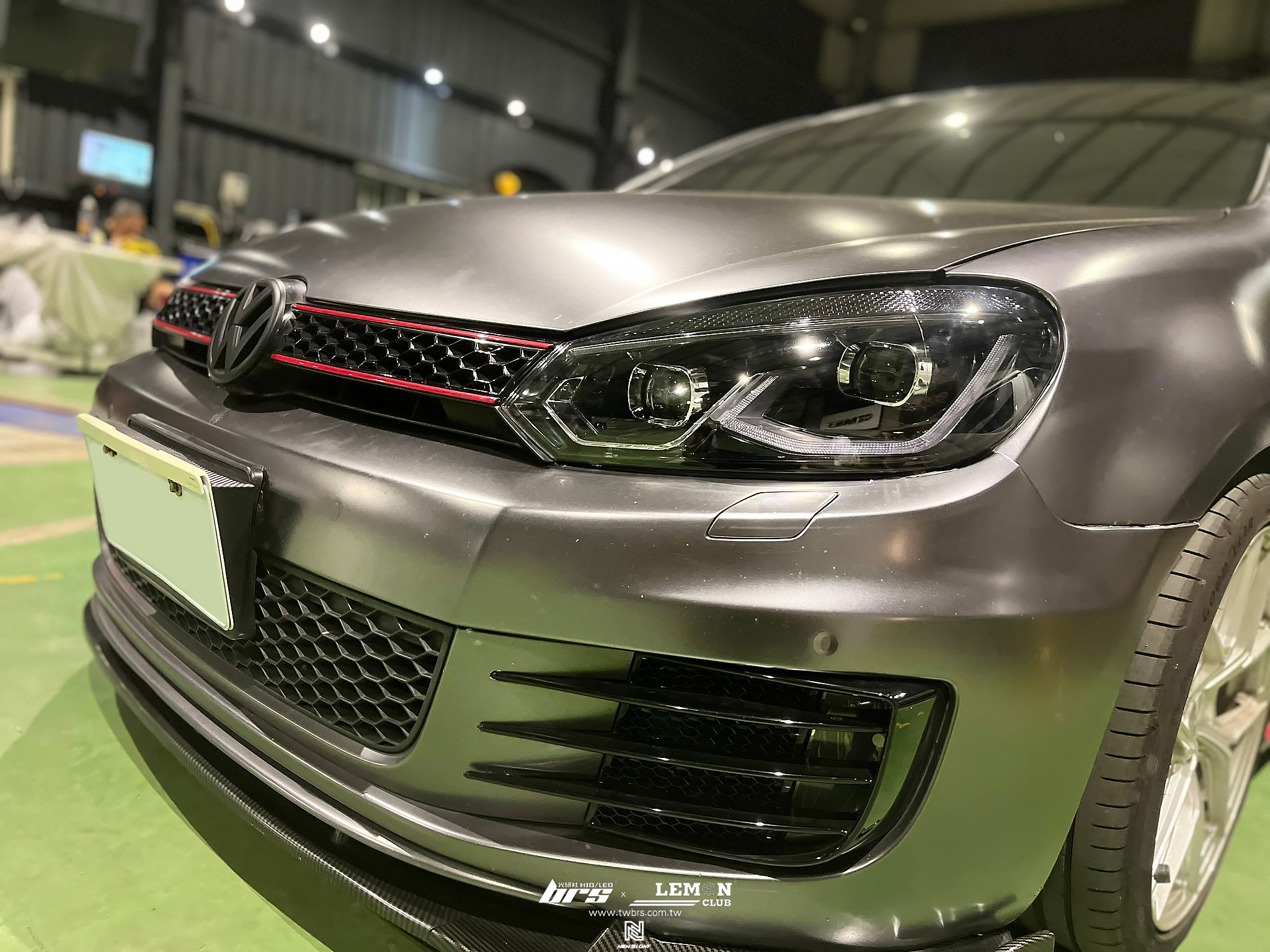 Volkswagen Golf 6 GTI 安裝 6改8LED大燈總成+Highlight SS款(高階款) 6500K LED