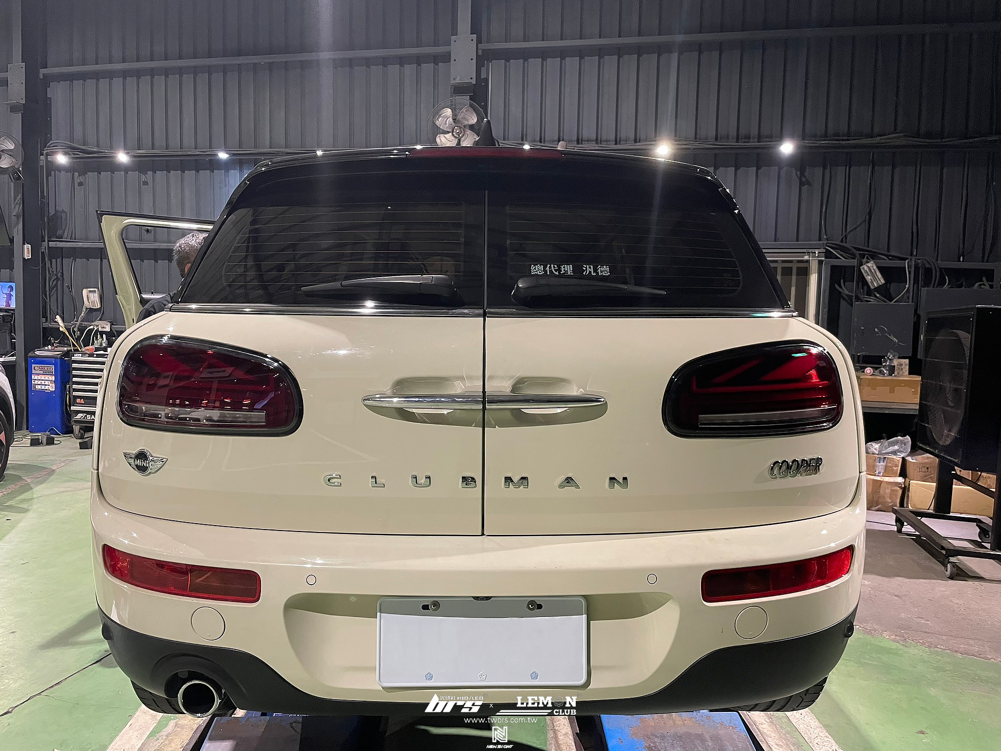 MINI Cooper F54 安裝 LED國旗尾燈