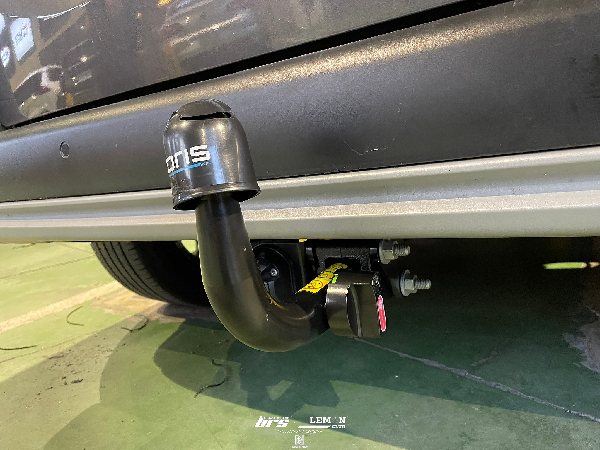 Peugeot Rifter 安裝 Oris 固定式拖車勾