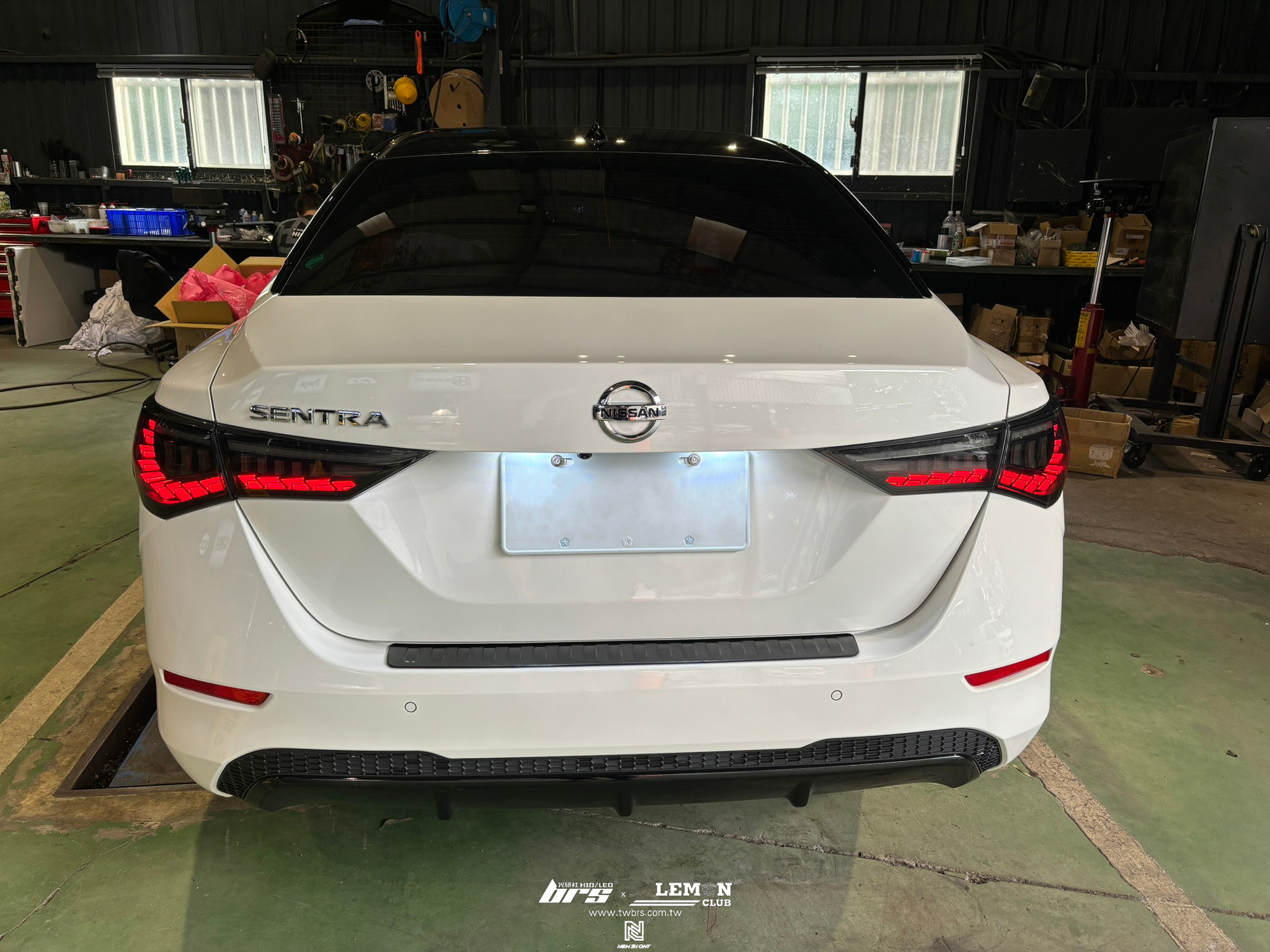 Nissan Sentra 安裝 龍鱗LED尾燈+牌照燈