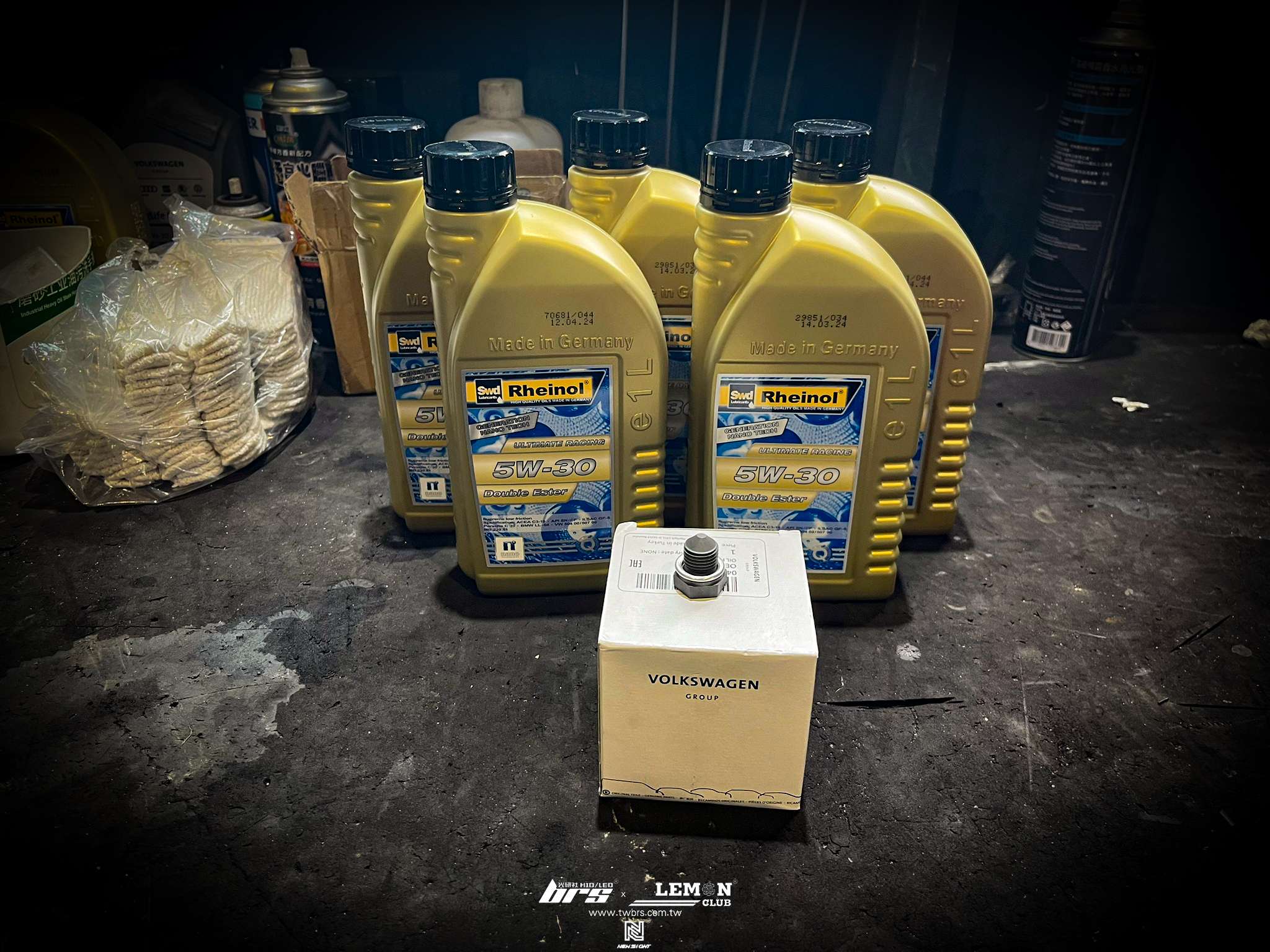 Skoda Superb 保養 德國Rheinol萊茵機油5W30更換+原廠機油芯更換+原廠洩油螺絲+墊片更換