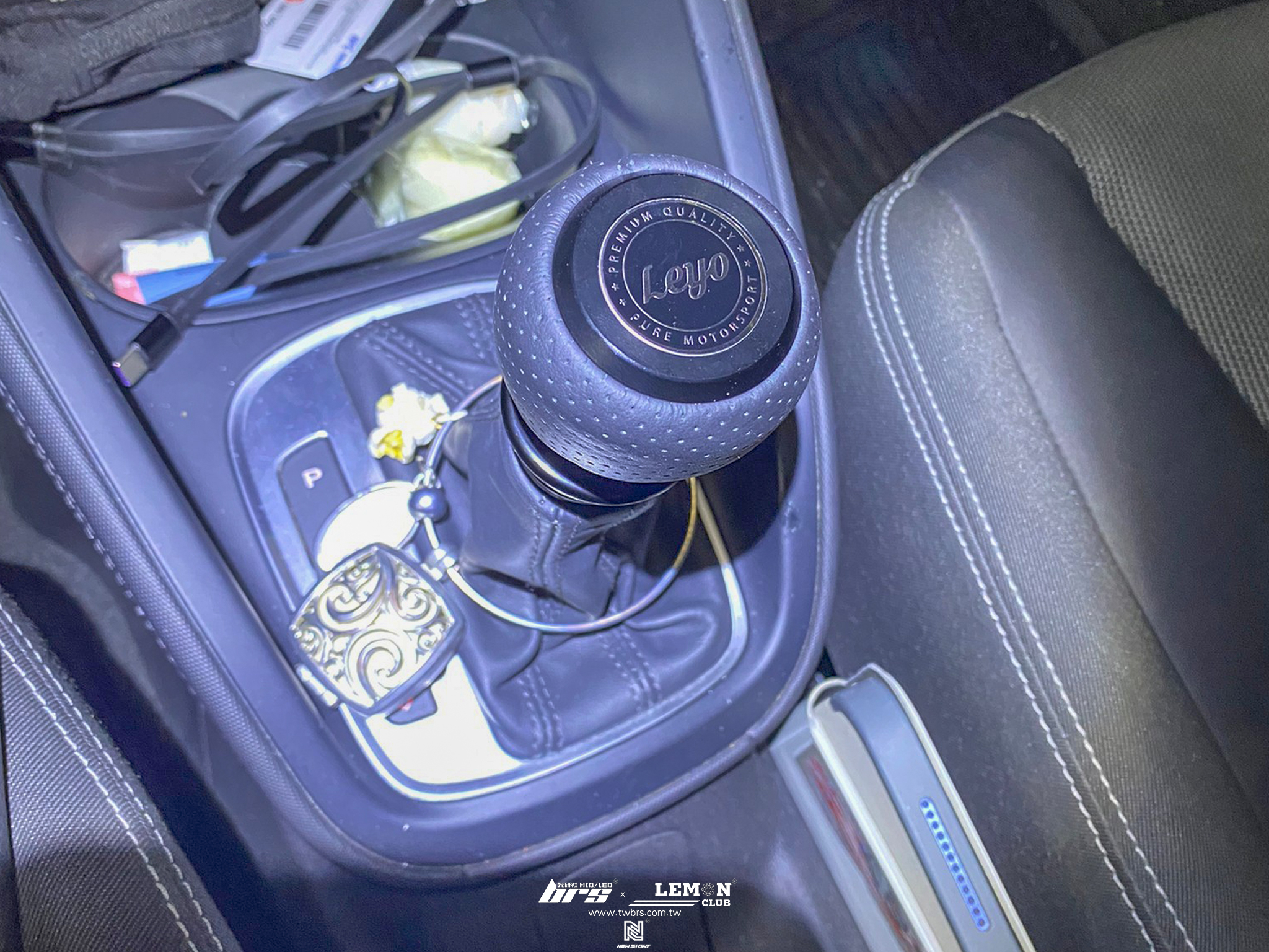 Audi A1 安裝 Leyo排檔頭