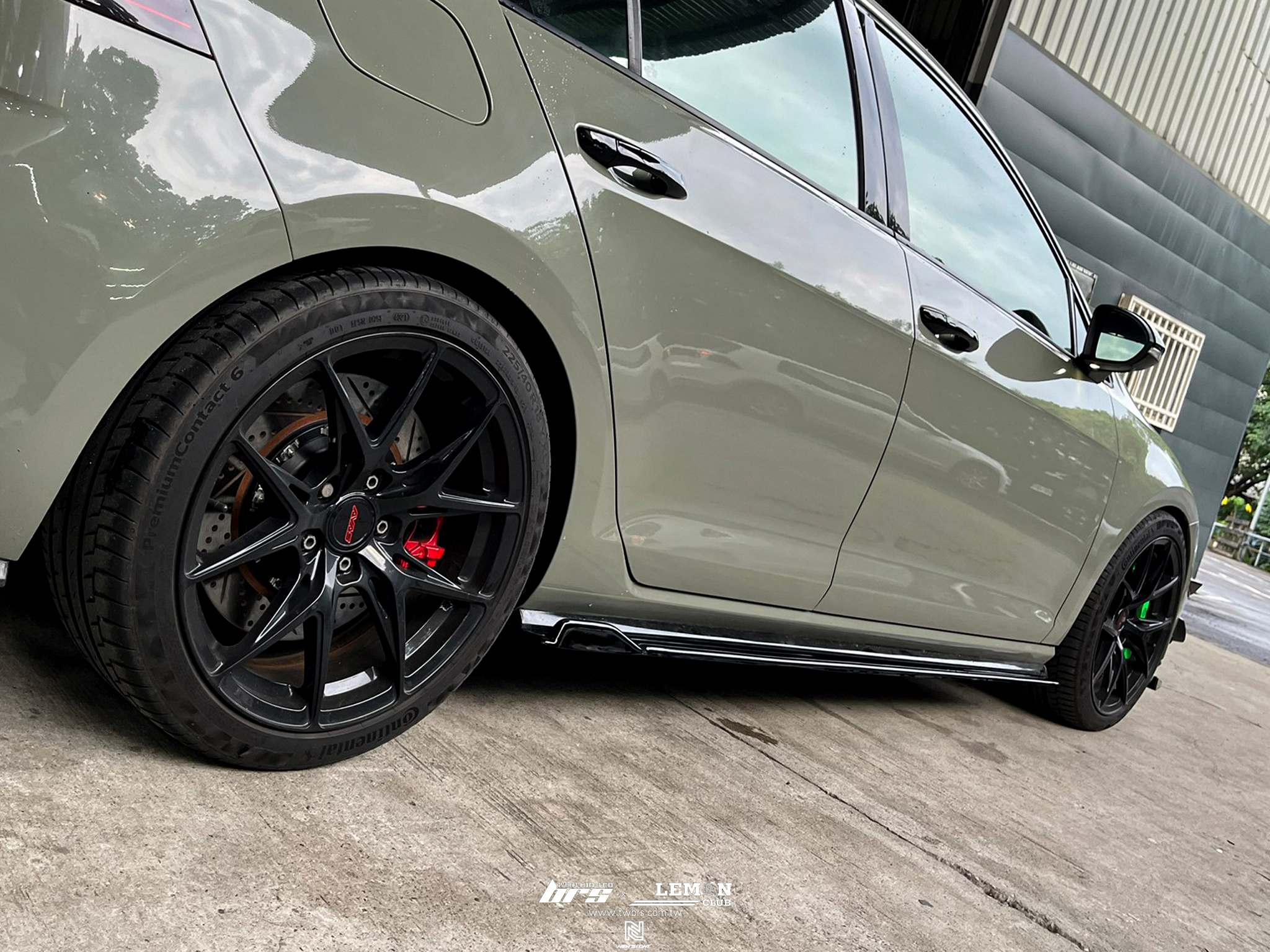 Volkswagen Golf 7.5 安裝 類MAX側裙+副廠水箱罩R標