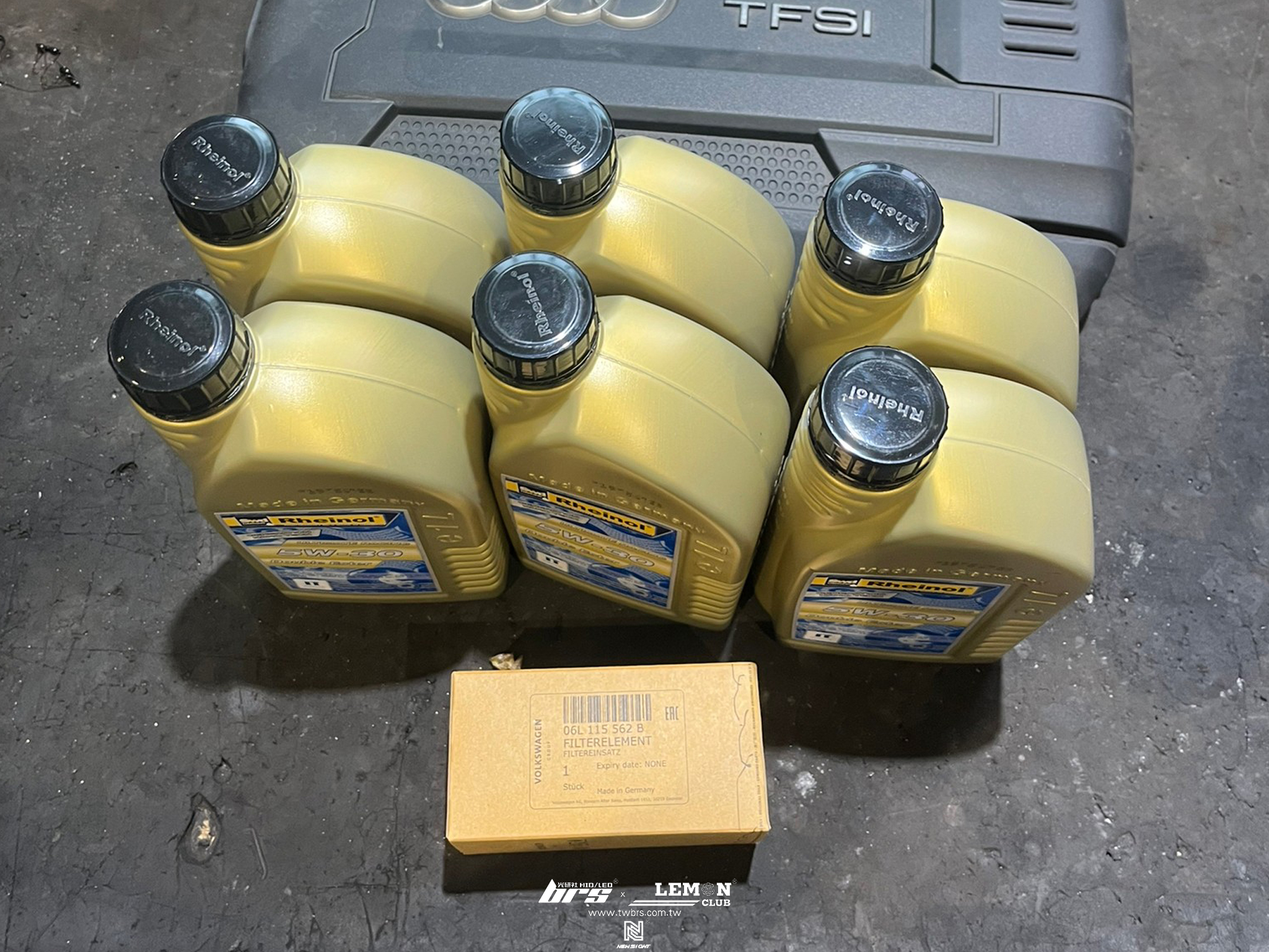 Audi A3 保養(萊茵機油5W30+原廠機油芯)