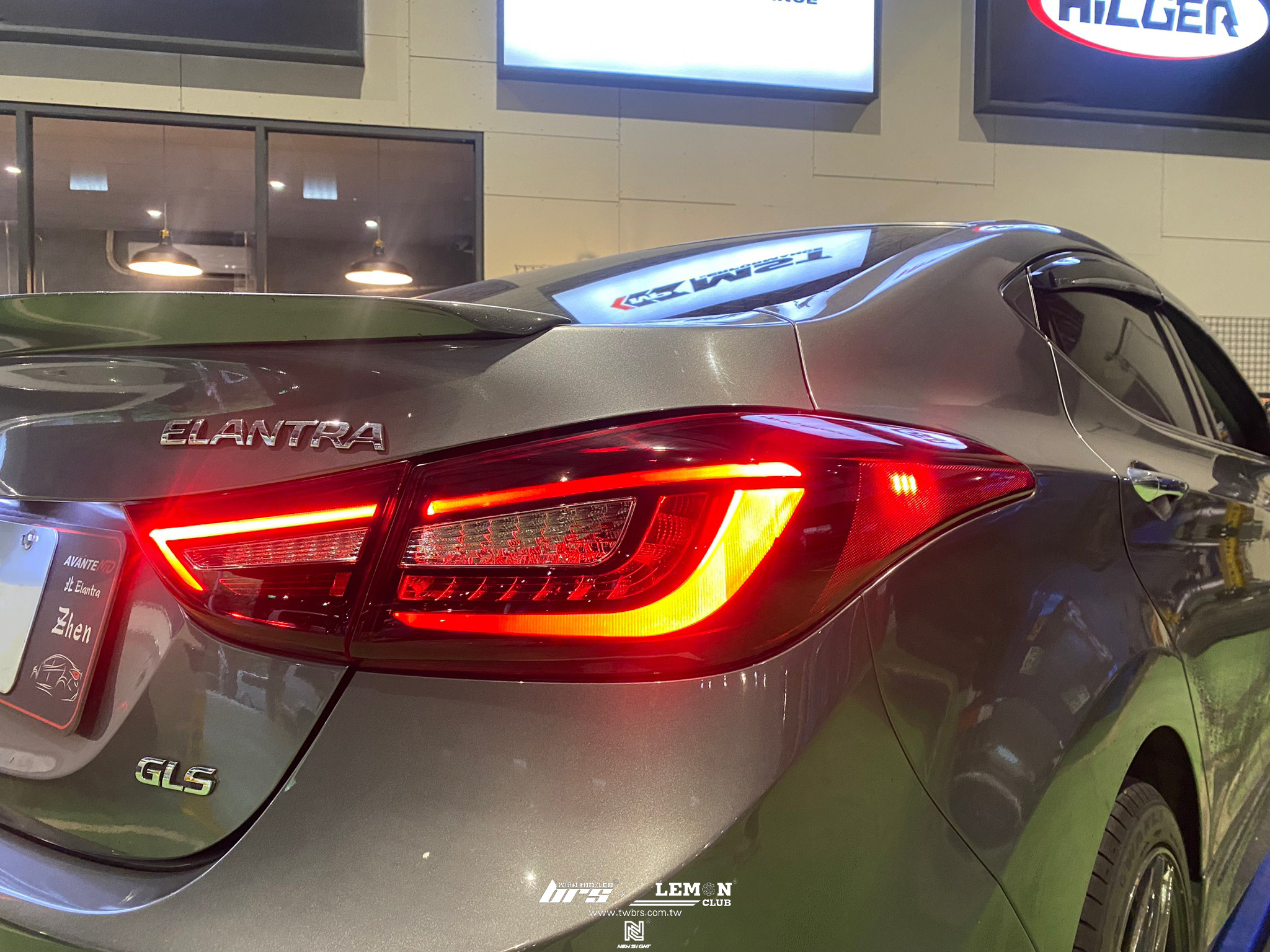 Hyundai Elantra 安裝 LED紅殼款尾燈