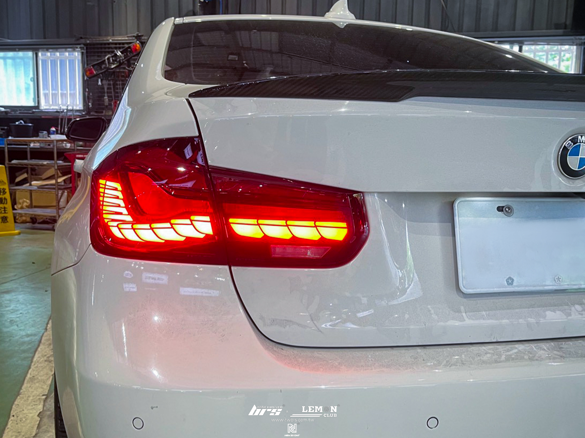 BMW F30 安裝 紅殼款流水LED龍鱗尾燈