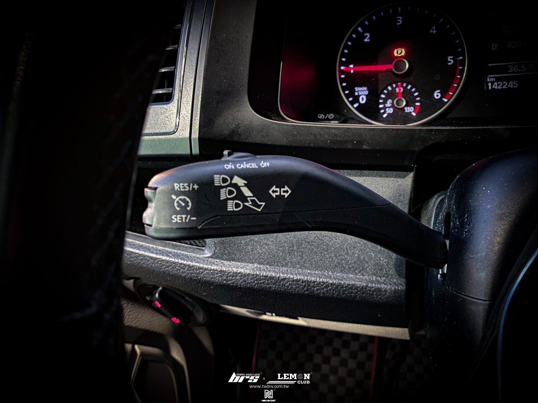 Volkswagen T6 安裝 原廠定速撥桿+定速功能開啟