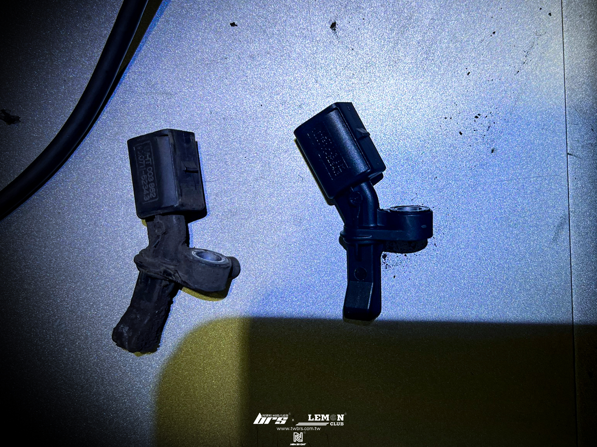 Skoda Rapid 安裝 右後輪速感知器