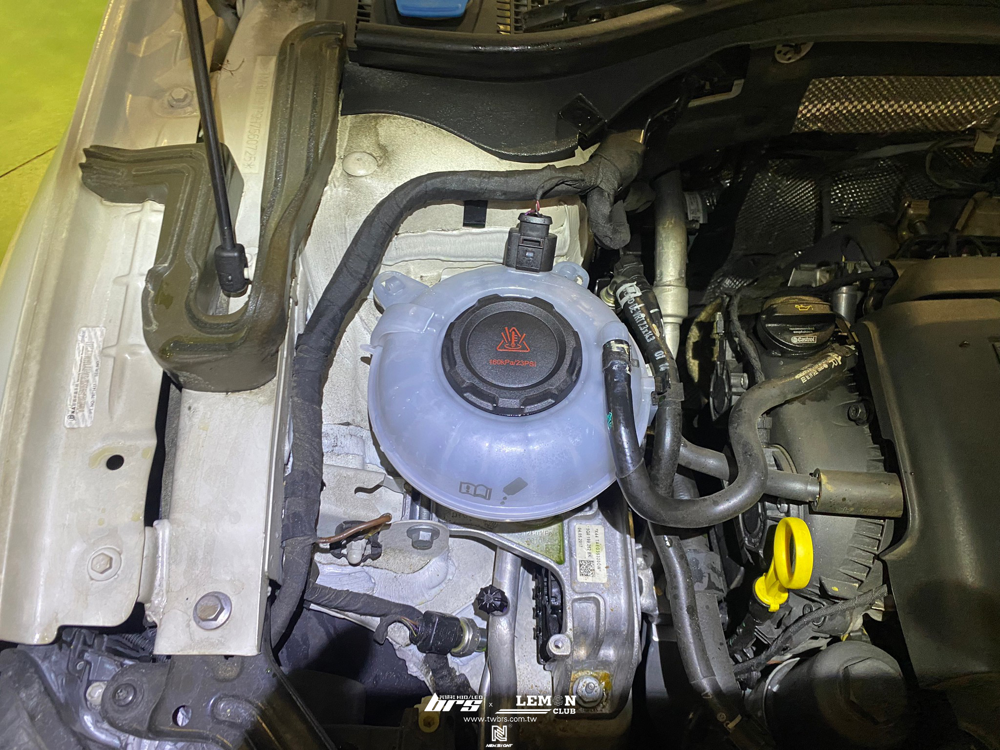 Skoda Superb 保養 副水桶+副水桶蓋