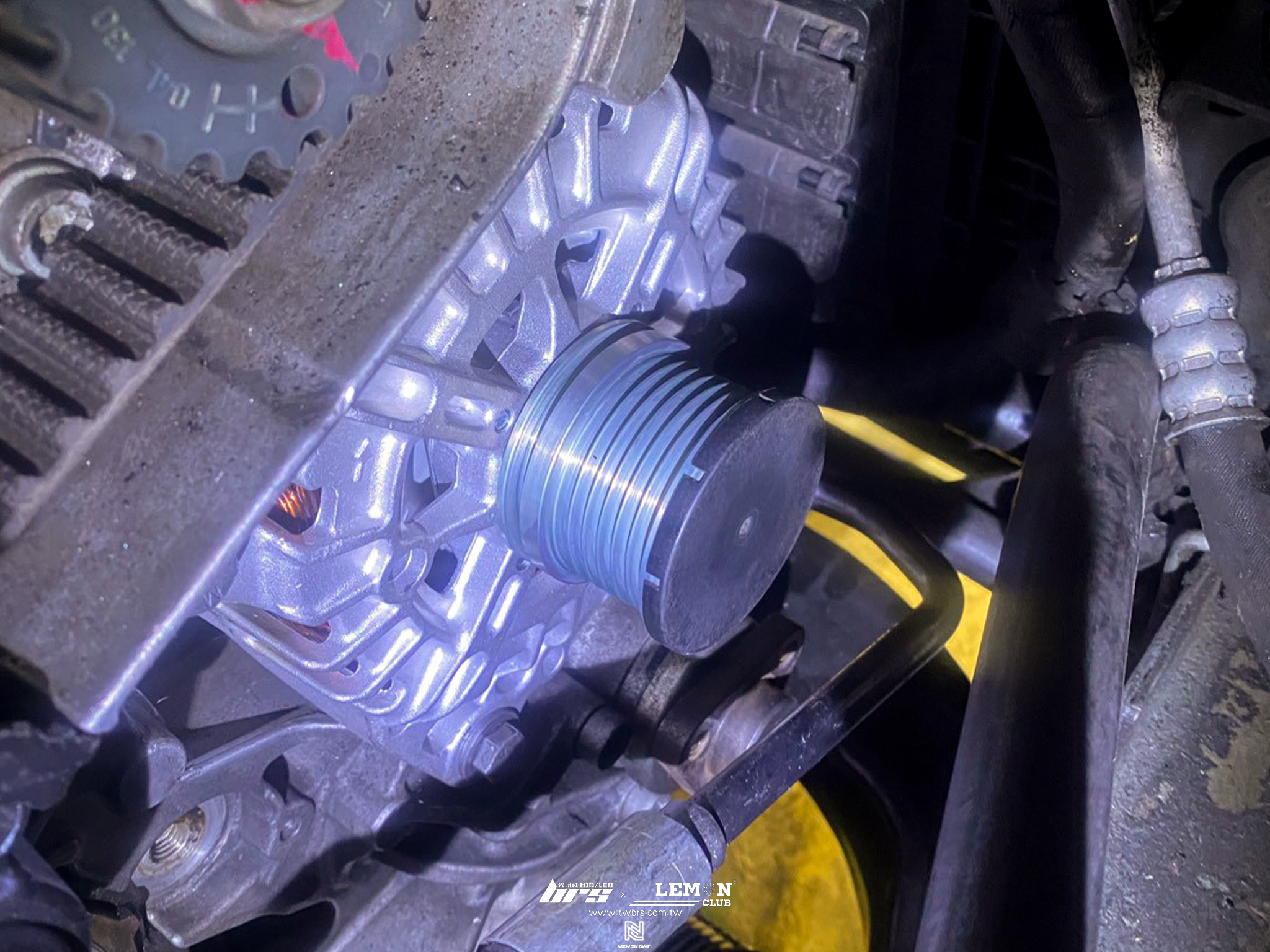 Volkswagen T6 保養 發電機更換