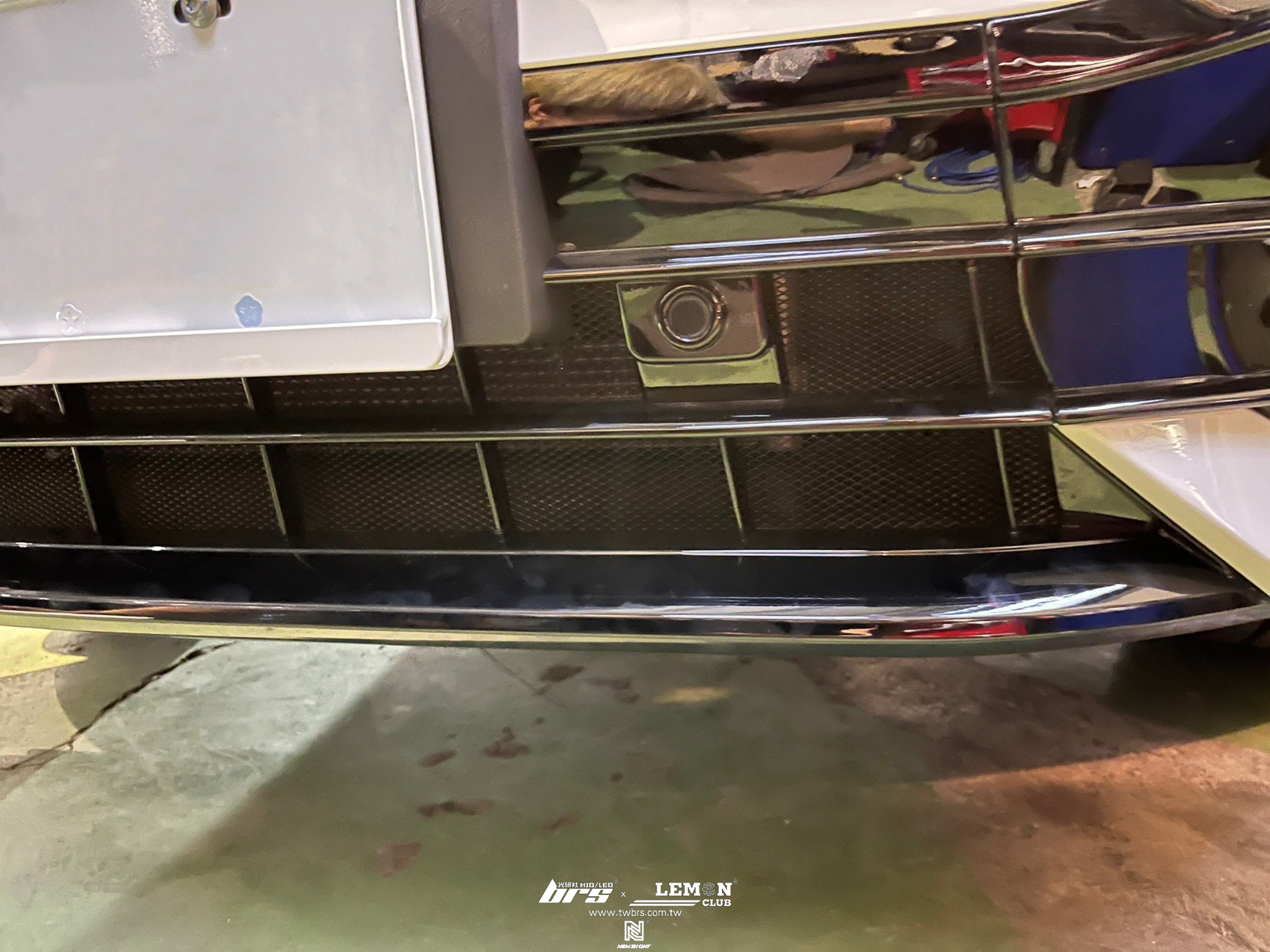 Volkswagen New Tiguan 安裝 保桿防跳石網