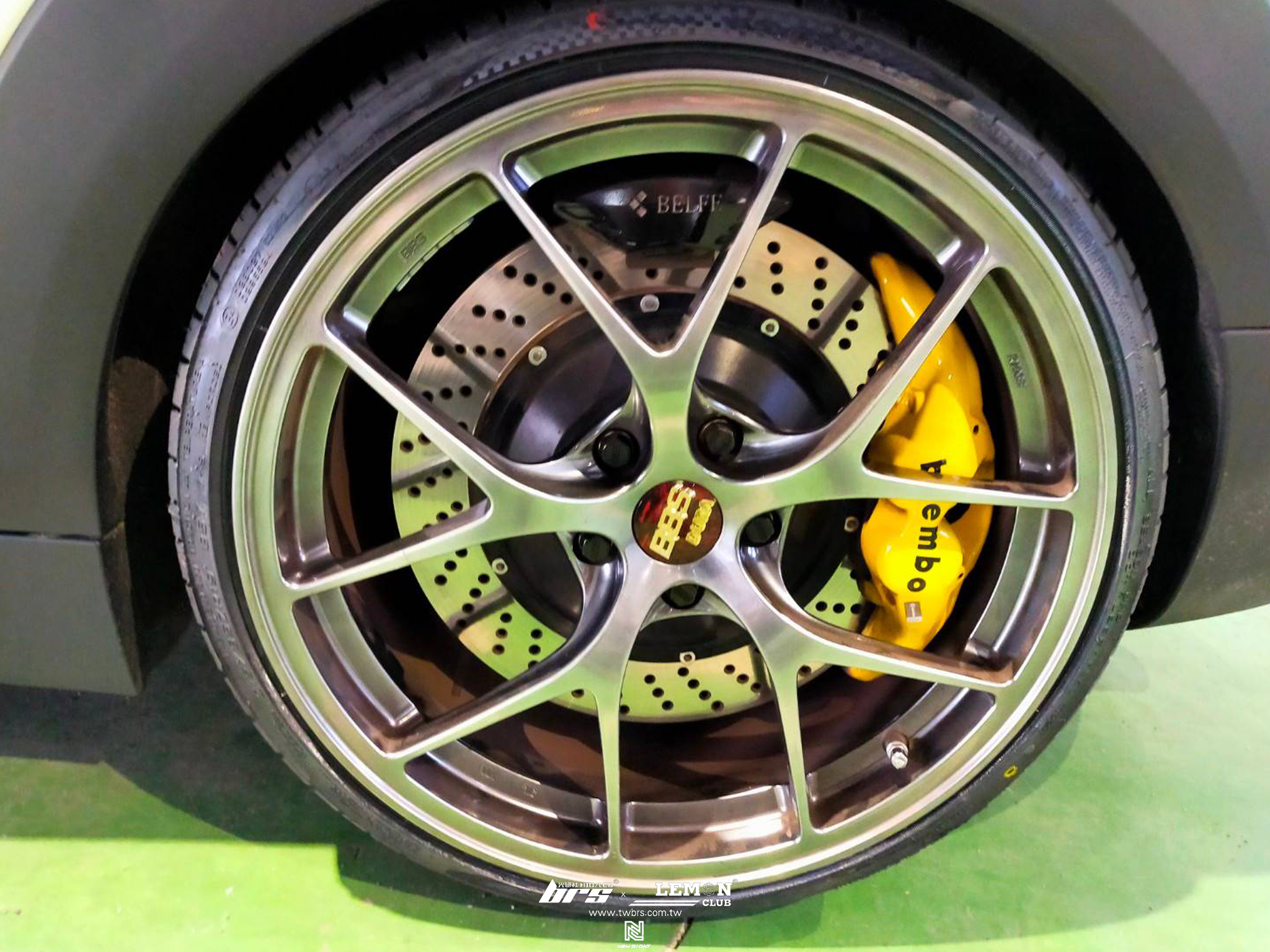 MINI F54 安裝 南港輪胎NS25 215／35ZR19