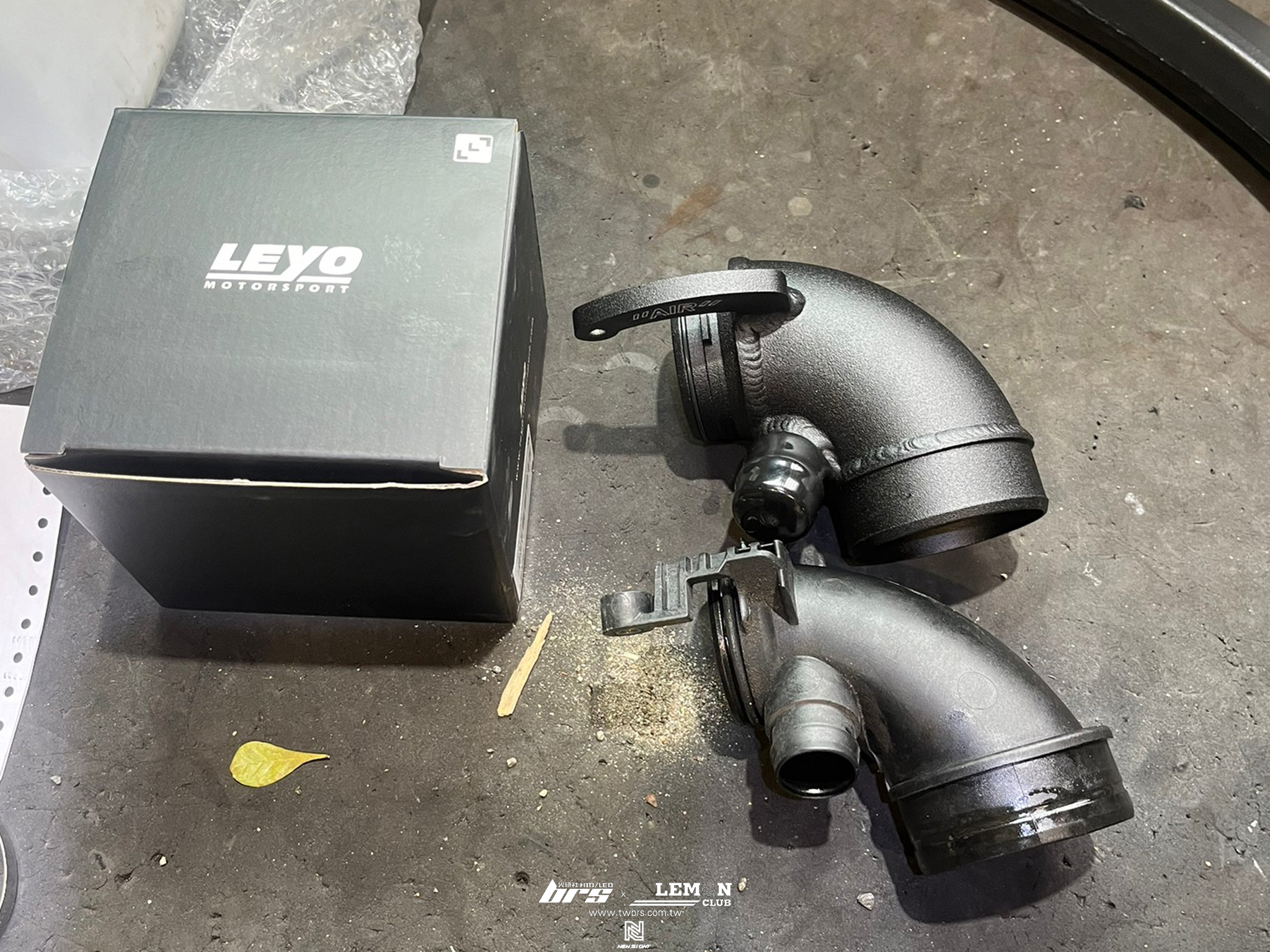 Volkswagen New Tiguan 安裝 門下飾板+進氣歧管用O型環+原廠前輪弧+原廠後輪弧