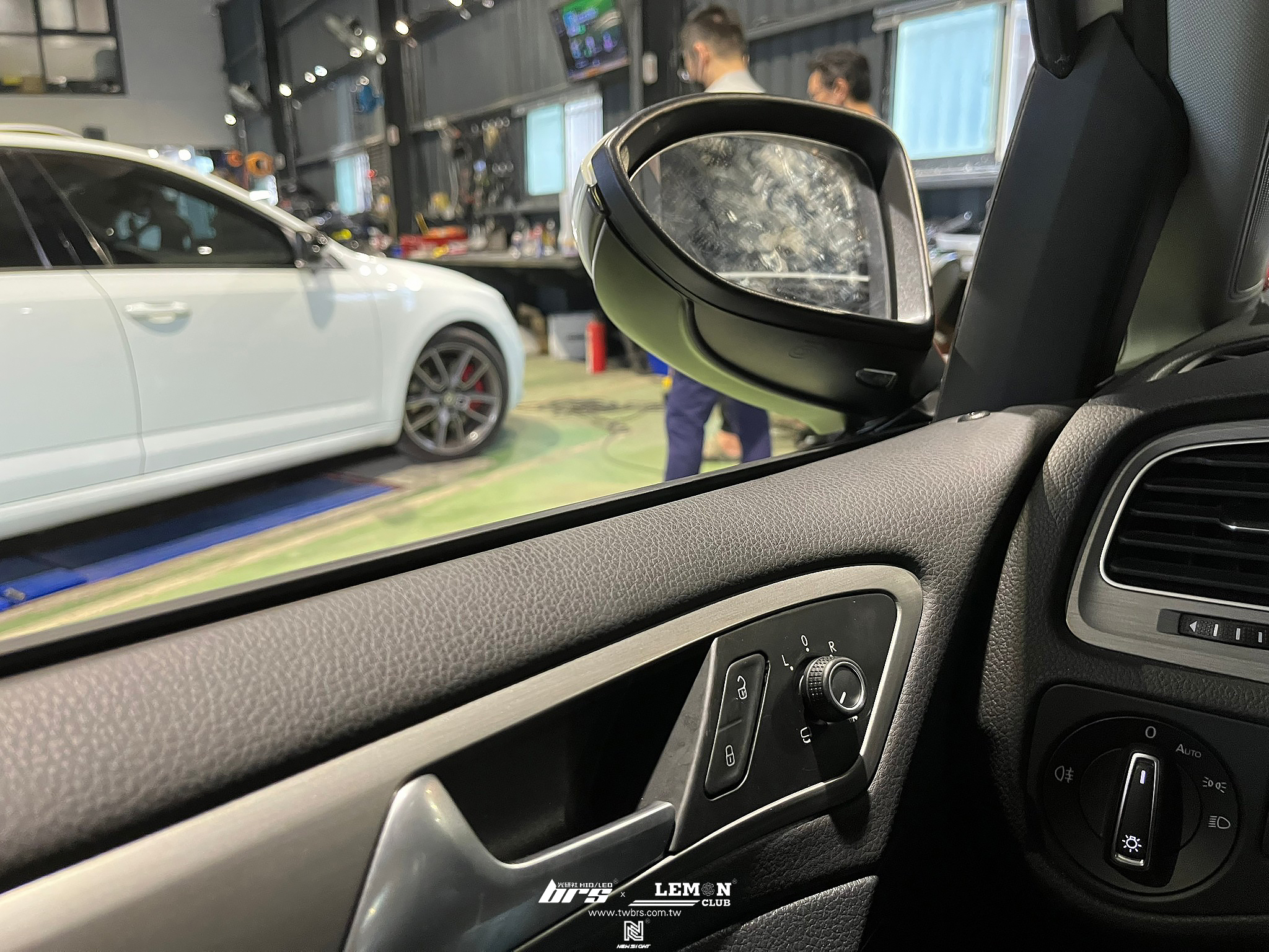 Volkswagen Golf 7 安裝 電折後視鏡