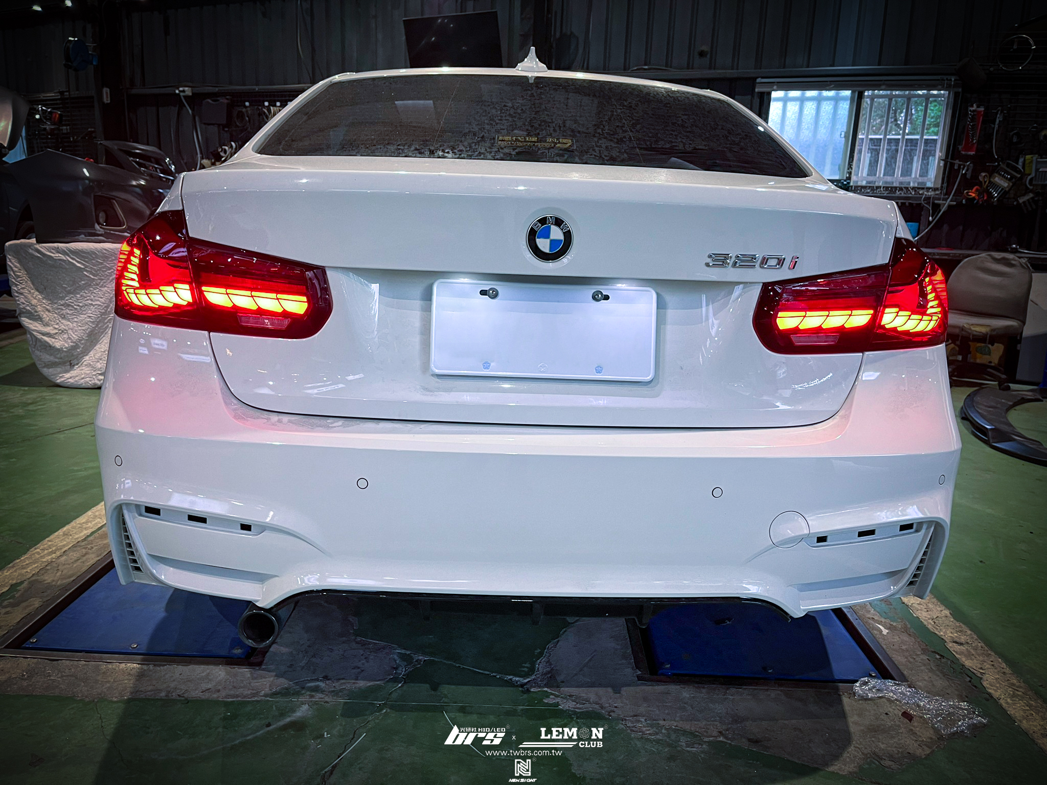 BMW F30 安裝 紅殼款流水龍鱗尾燈