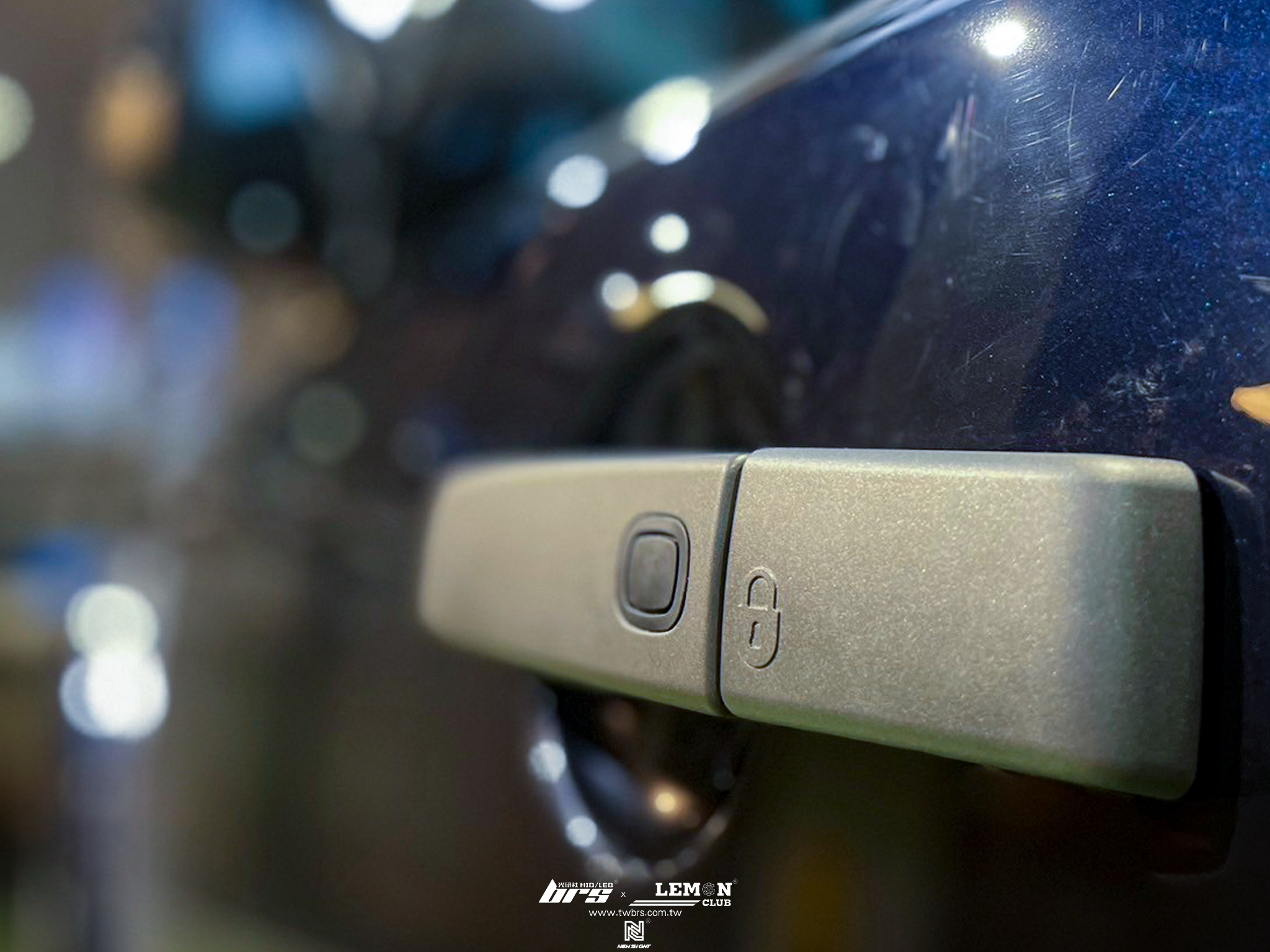 Land Rover Defender 安裝 免鑰匙車門把手