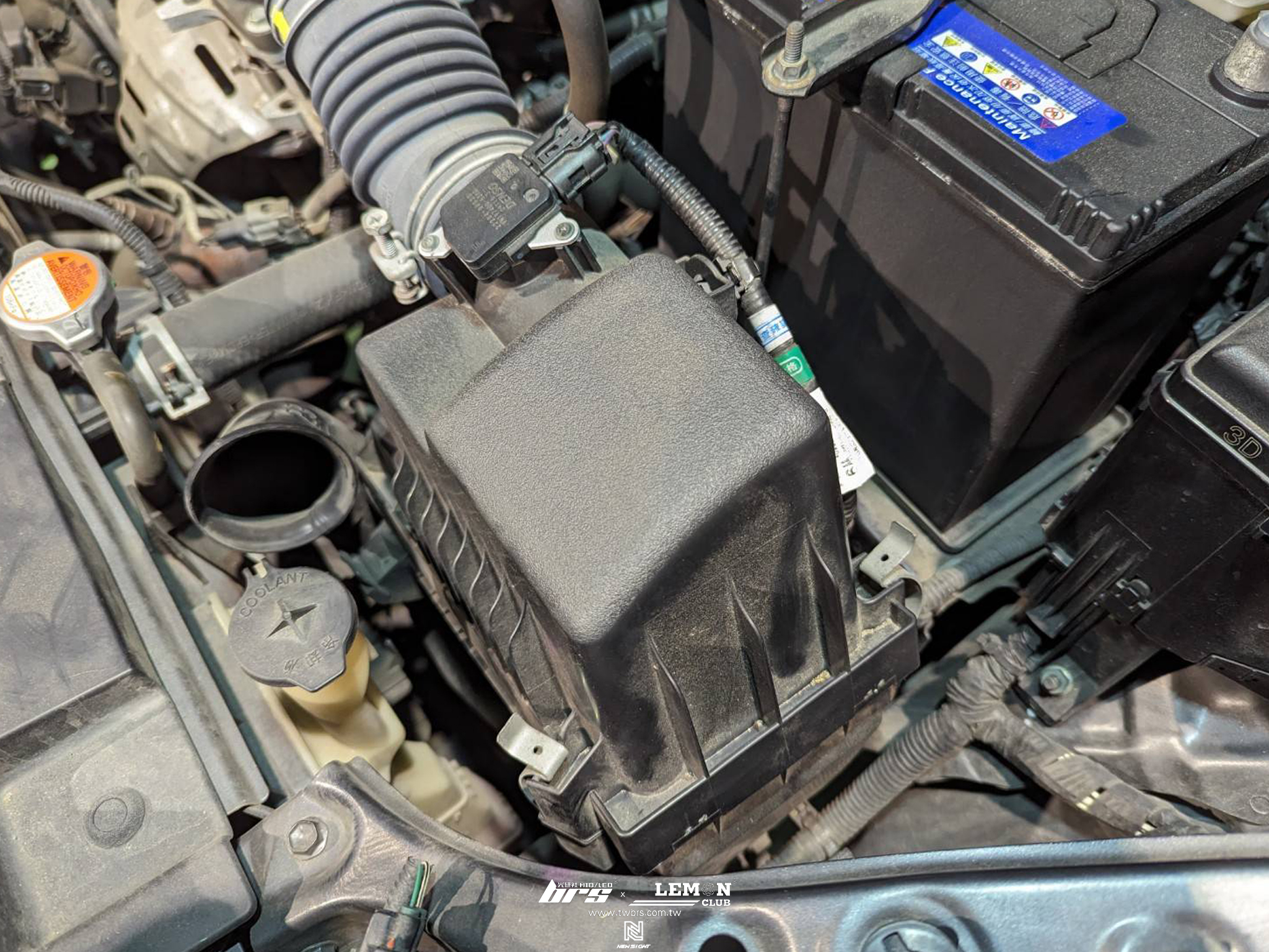 Toyota Vios 保養(Rheinol萊茵機油5W30+原廠機油芯+原廠變速箱油+原廠火星塞+杏合醫療級MQB冷氣空調濾芯+原廠空氣濾芯)