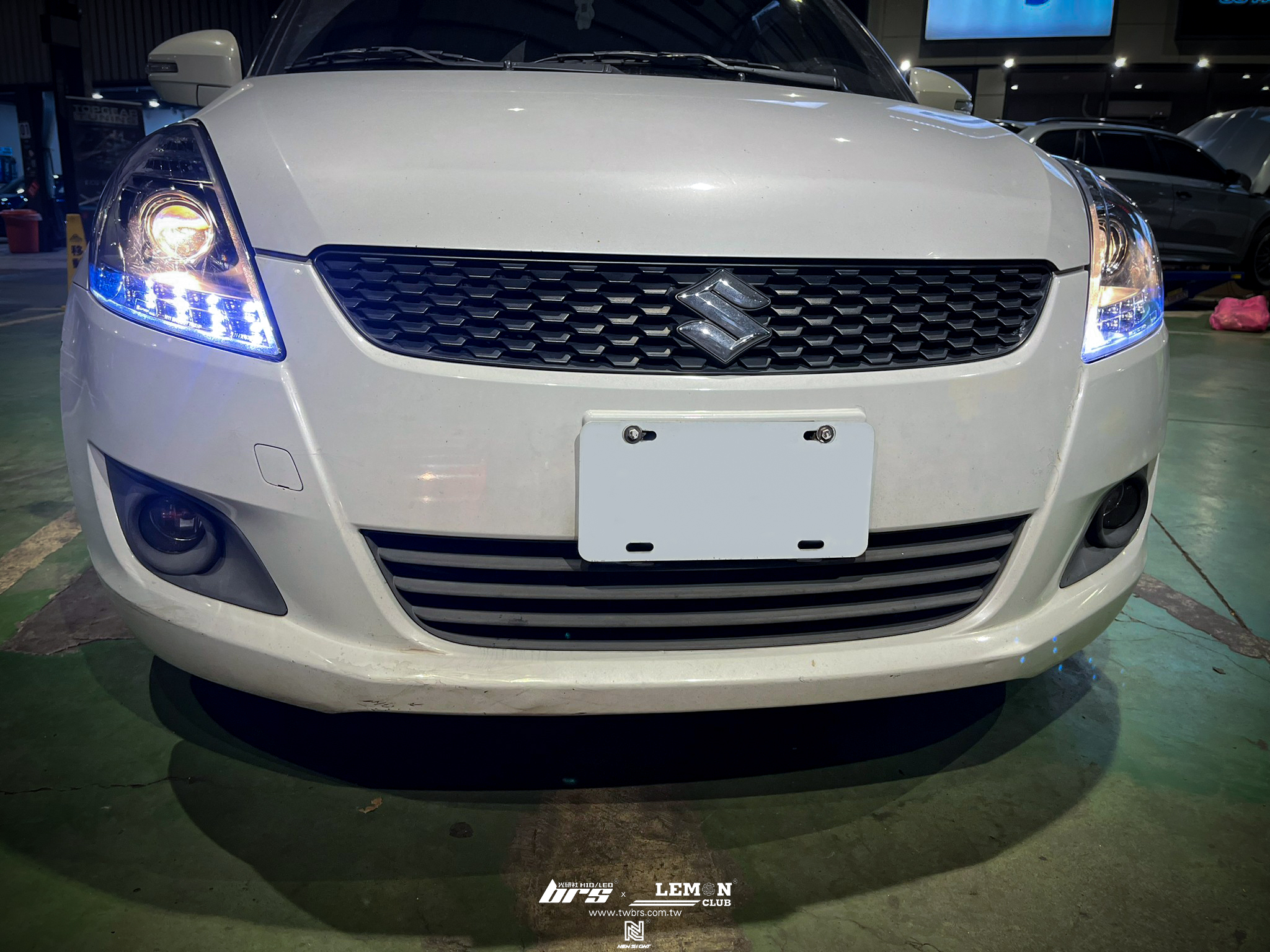 Suzuki Swift 安裝 R8燈眉魚眼大燈