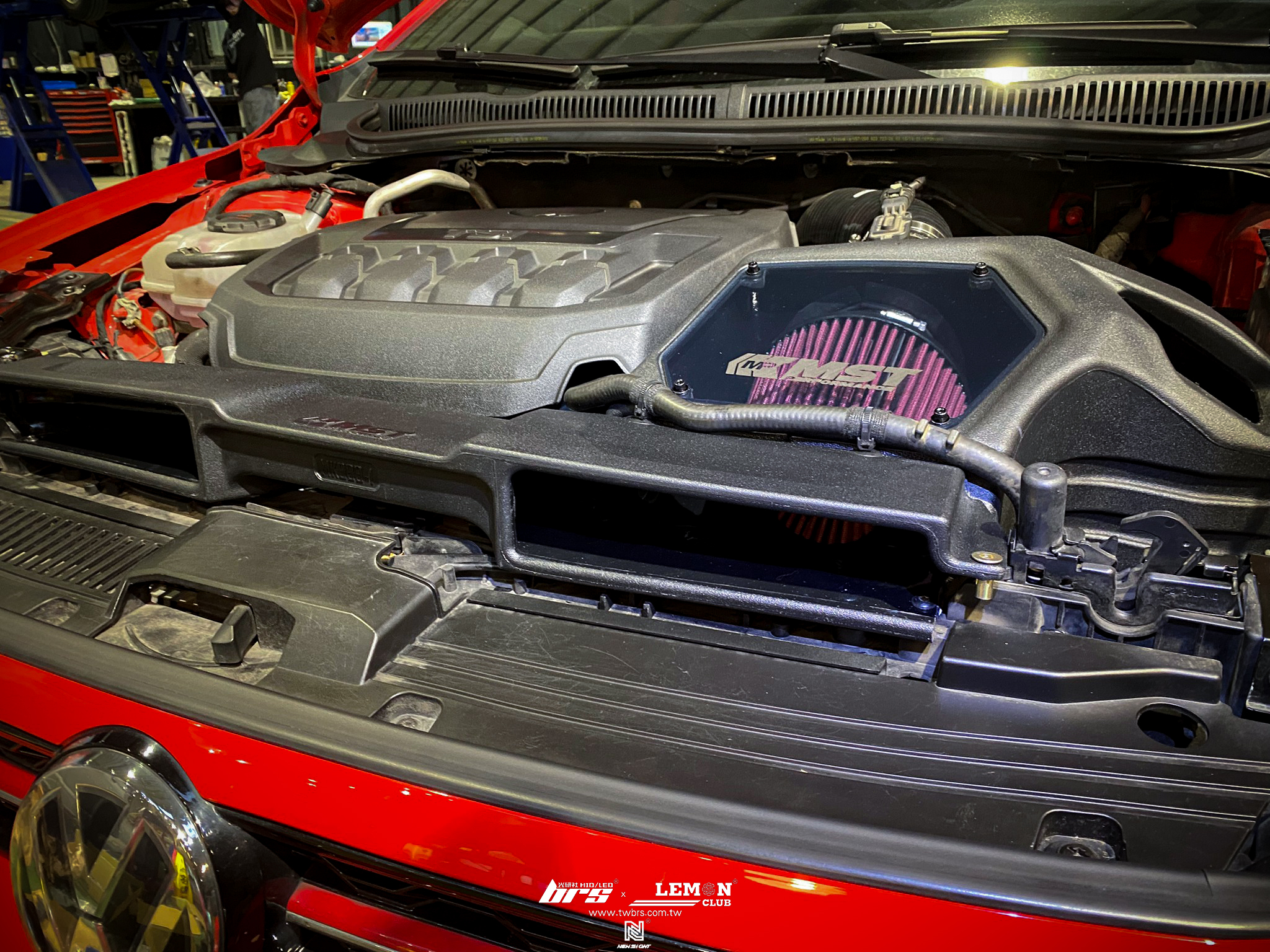 Volkswagen Polo GTI 安裝 EA888 MST進氣系統