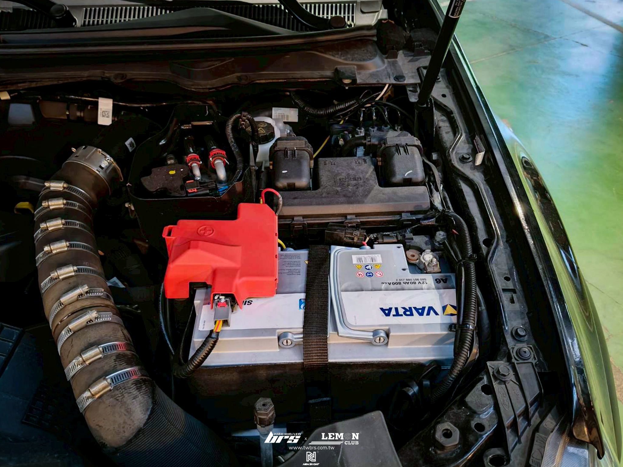 Ford Ranger 安裝 VARTA LN4 80AH電瓶更換
