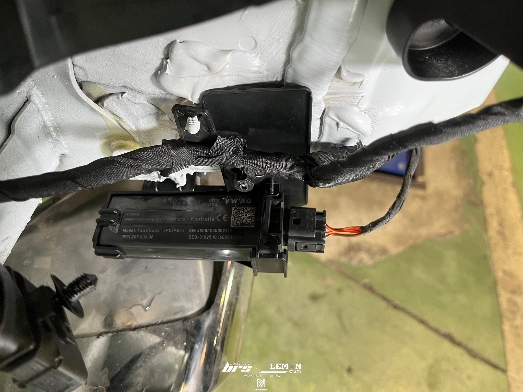 Skoda Superb 安裝 原廠直接式胎壓(二代胎壓)+ORO金屬氣嘴(黑色)