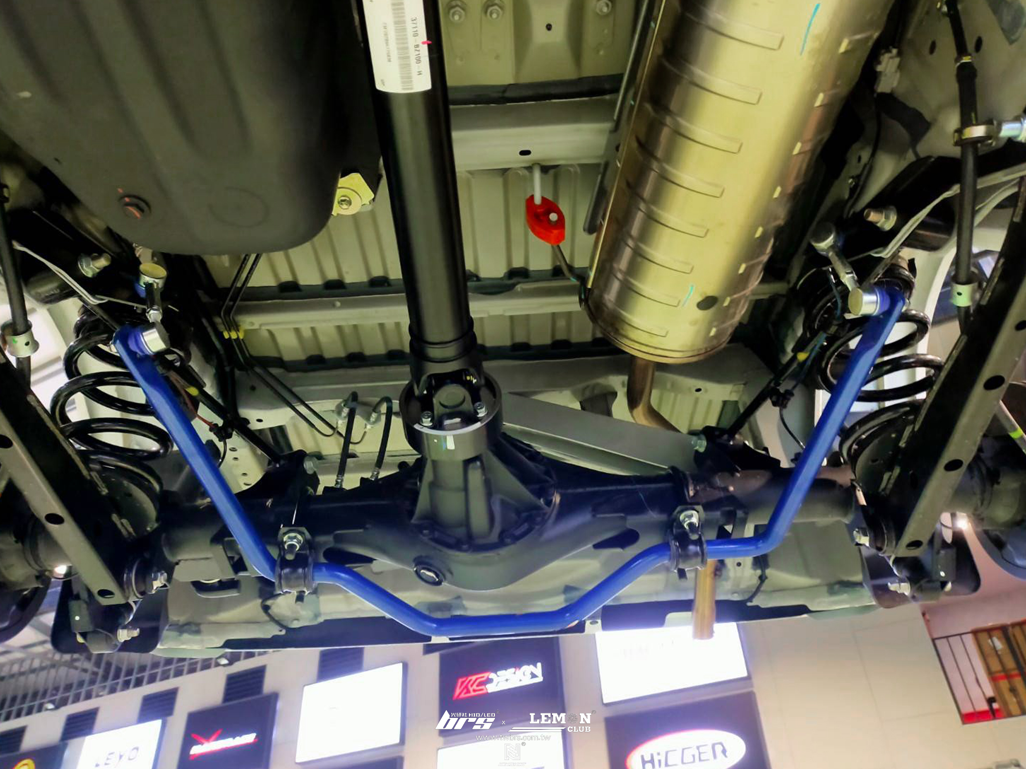 Toyota Town Ace 安裝 D1 Spec油門加速器+HARDRACE前後防傾桿+HARDRACE前下護板