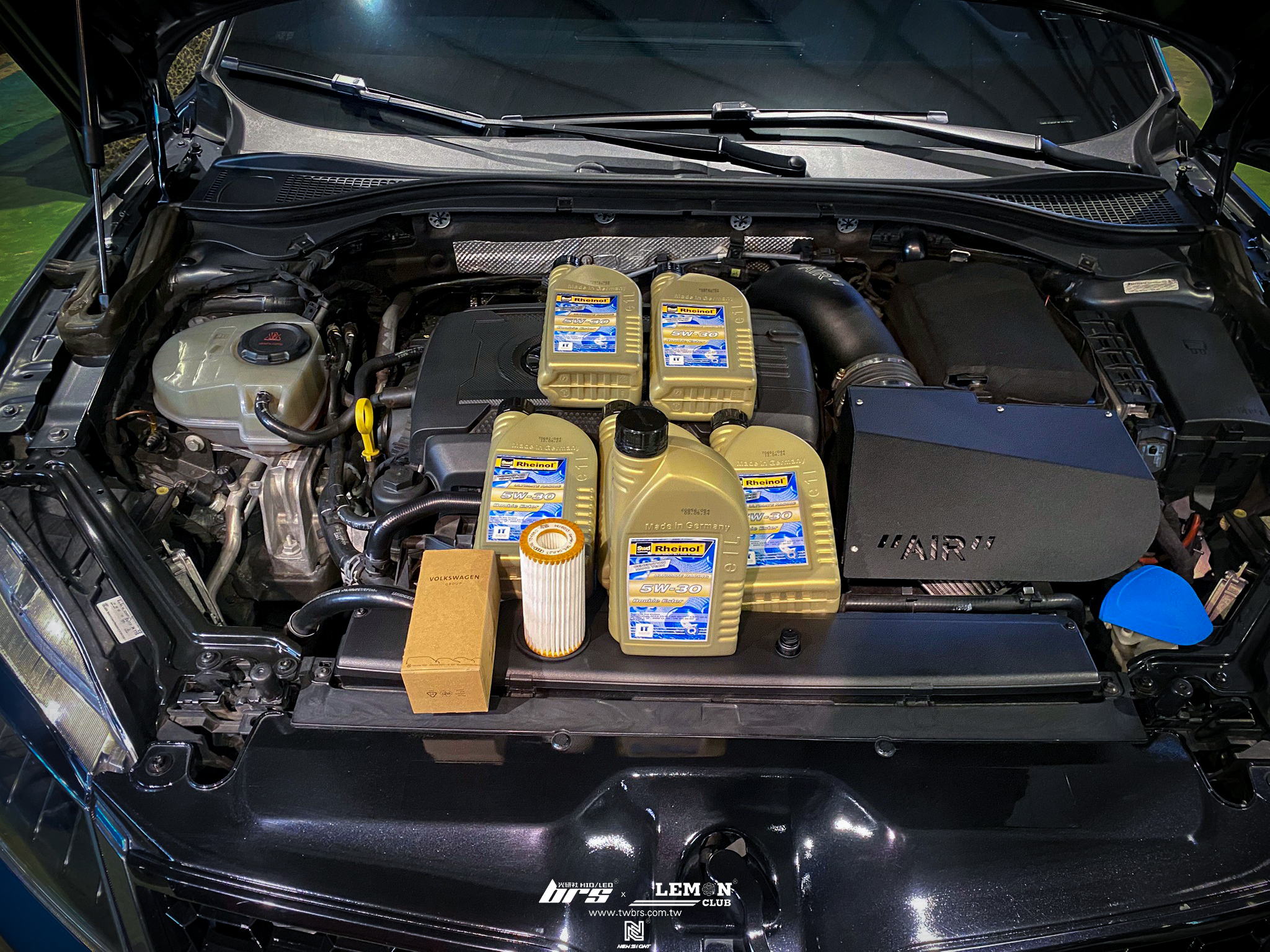 Skoda Superb 保養 德國Rheinol萊茵機油5W30更換+原廠機油芯更換+原廠洩油螺絲+墊片更換