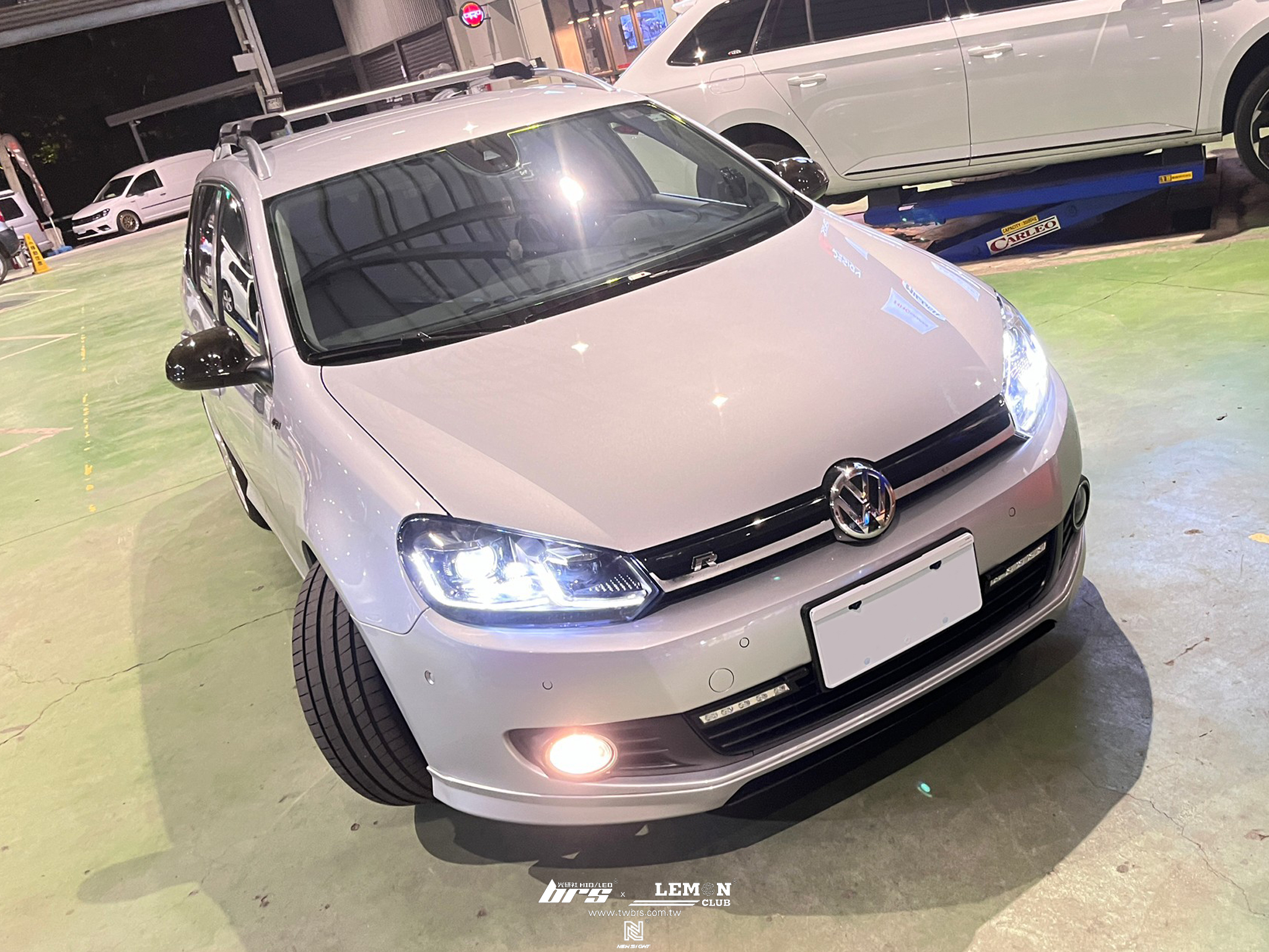 Volkswagen Golf 6 安裝 6改7.5銀線魚眼大燈總成