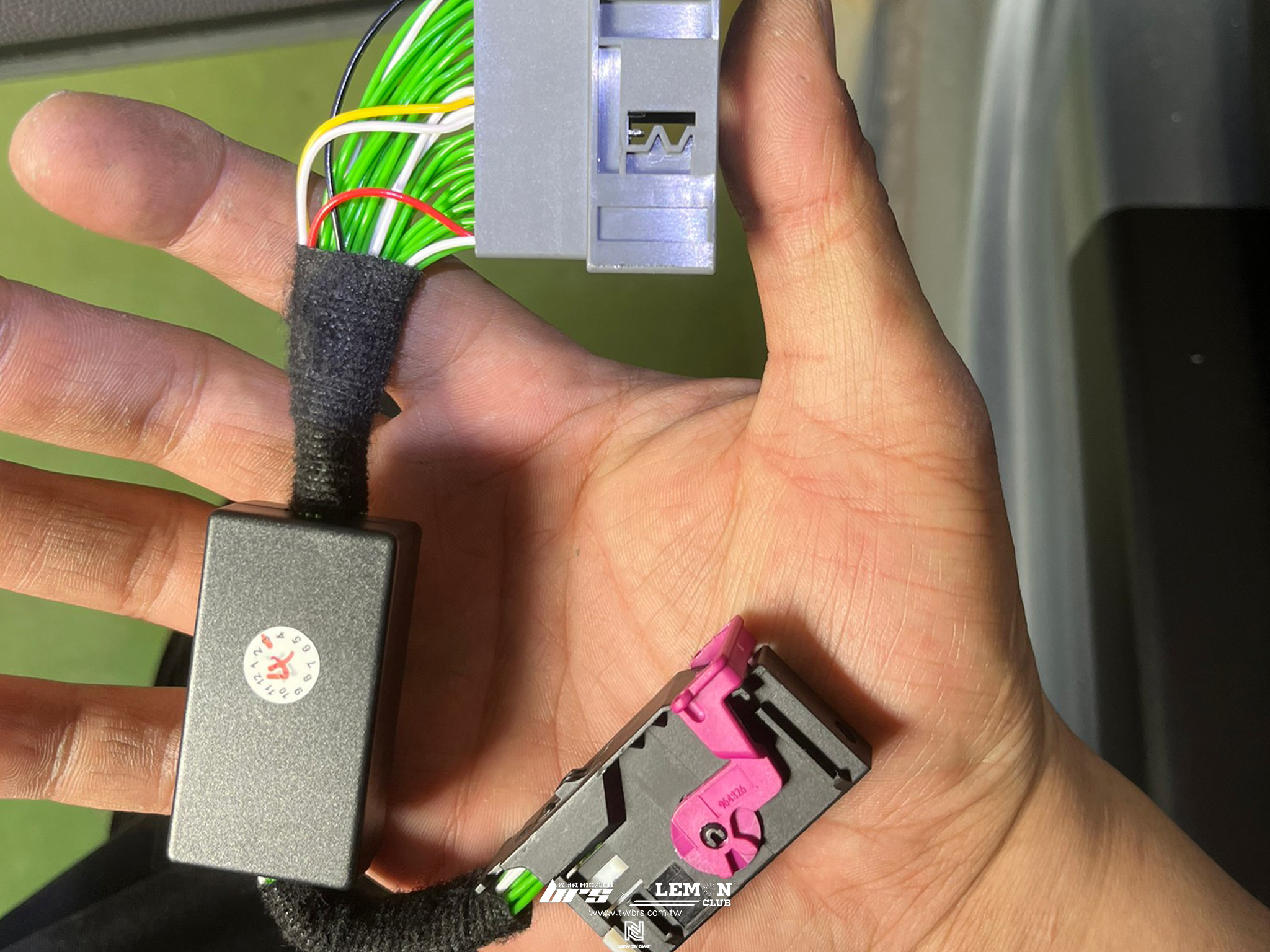 Volkswagen T7 安裝 怠速熄火啟停自動關閉器