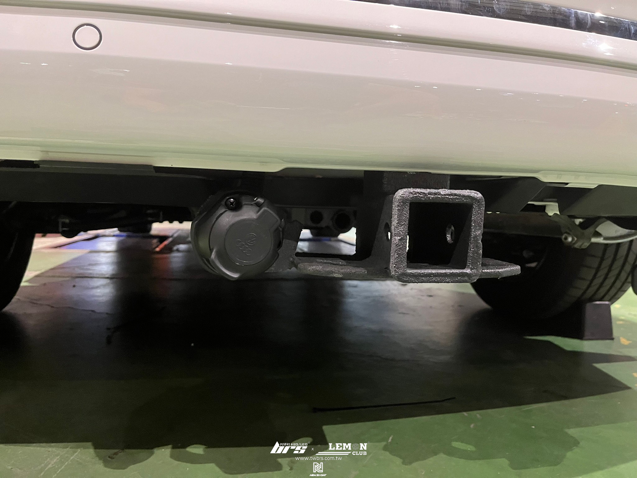 Volkswagen T6.1 安裝 原廠拖車勾線組