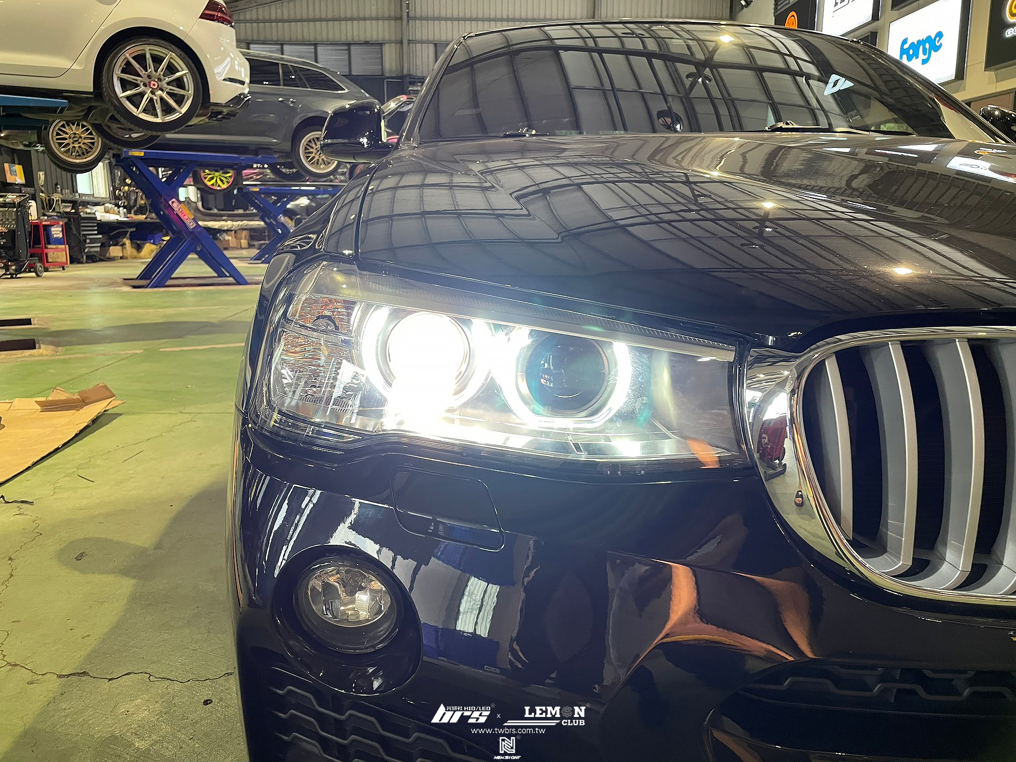 BMW X4 安裝 原廠魚眼大燈總成