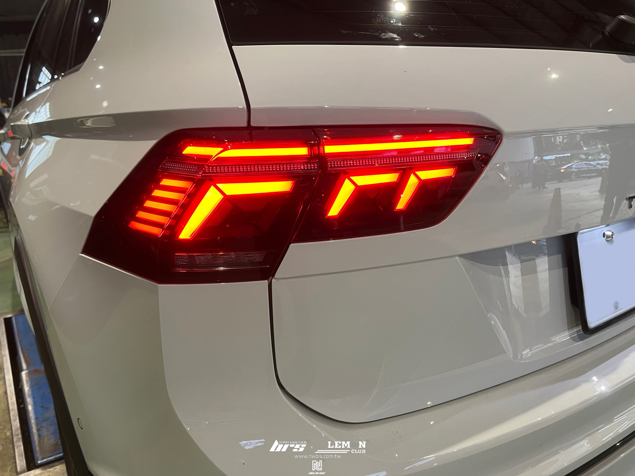 Volkswagen New Tiguan 安裝 副廠21年式動態流水尾燈