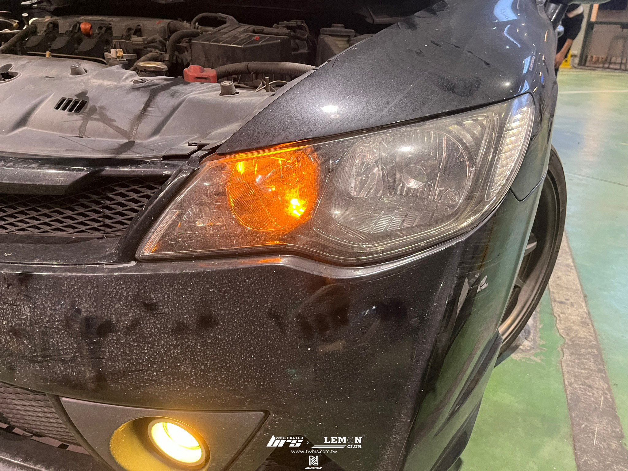 Honda Civic 8代 安裝 T10-5730-4晶LED燈泡+T20 7443-5730-18晶LED燈泡