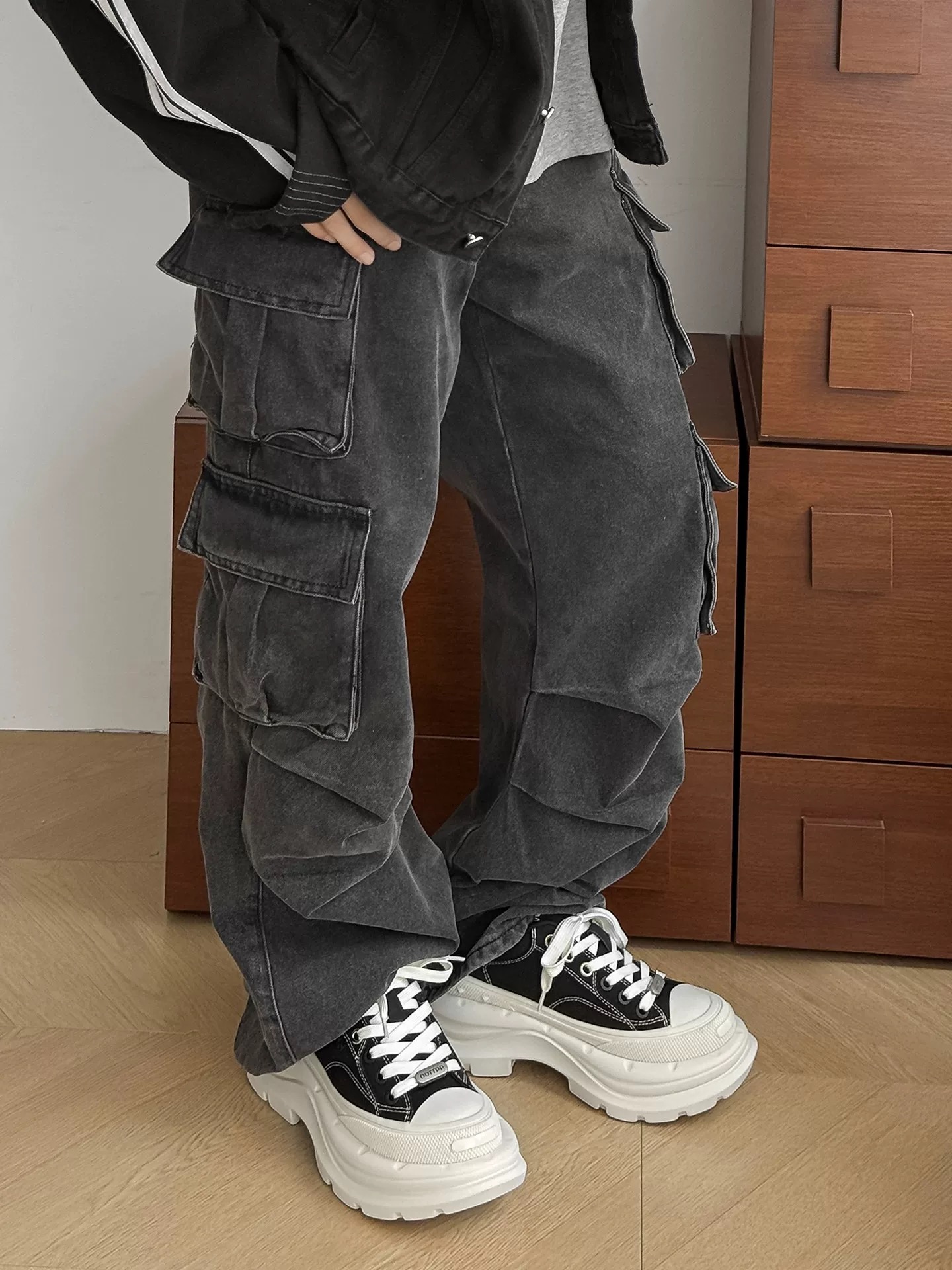 韓國 AL 6.5CM 弧刀熊貓厚底板鞋 (男女)8