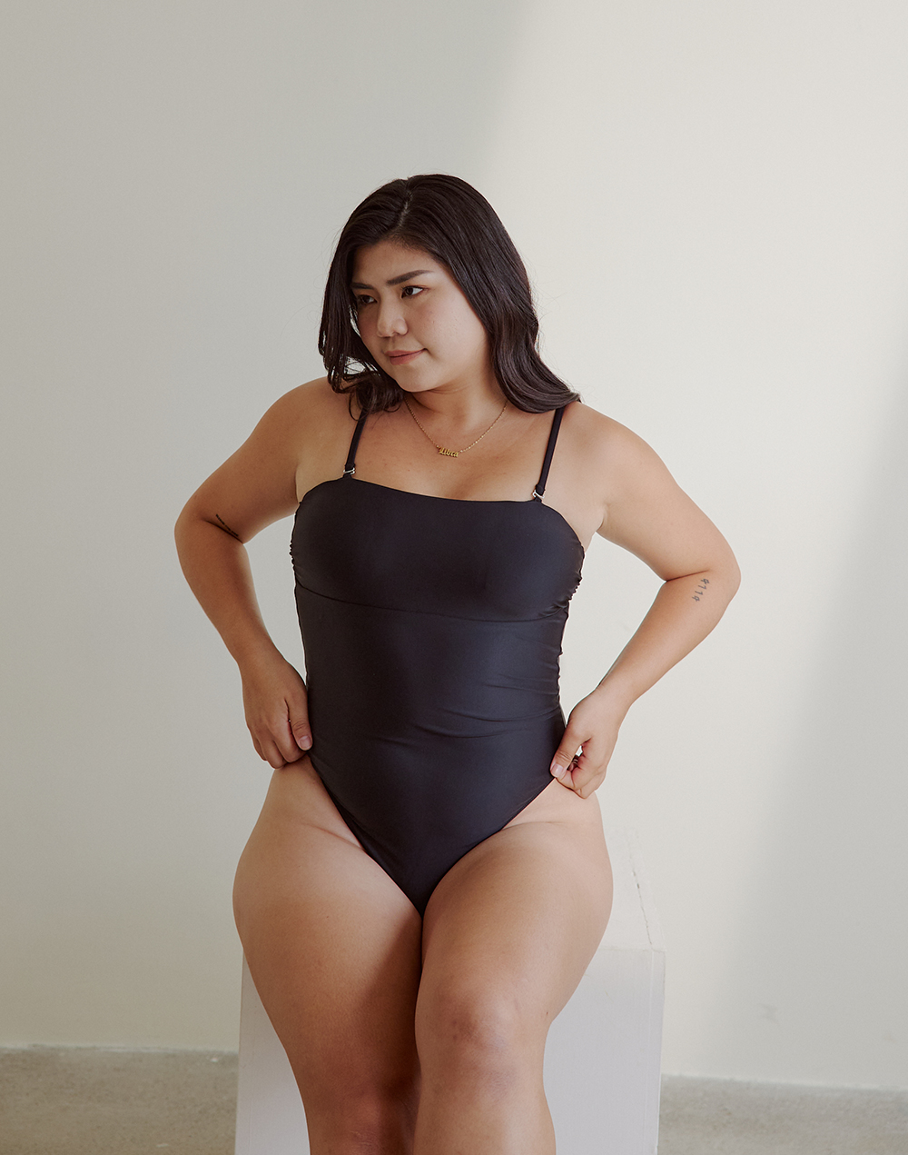 Haolang 經典黑肩帶式連身泳衣 Haolang 經典黑肩帶式連身泳衣