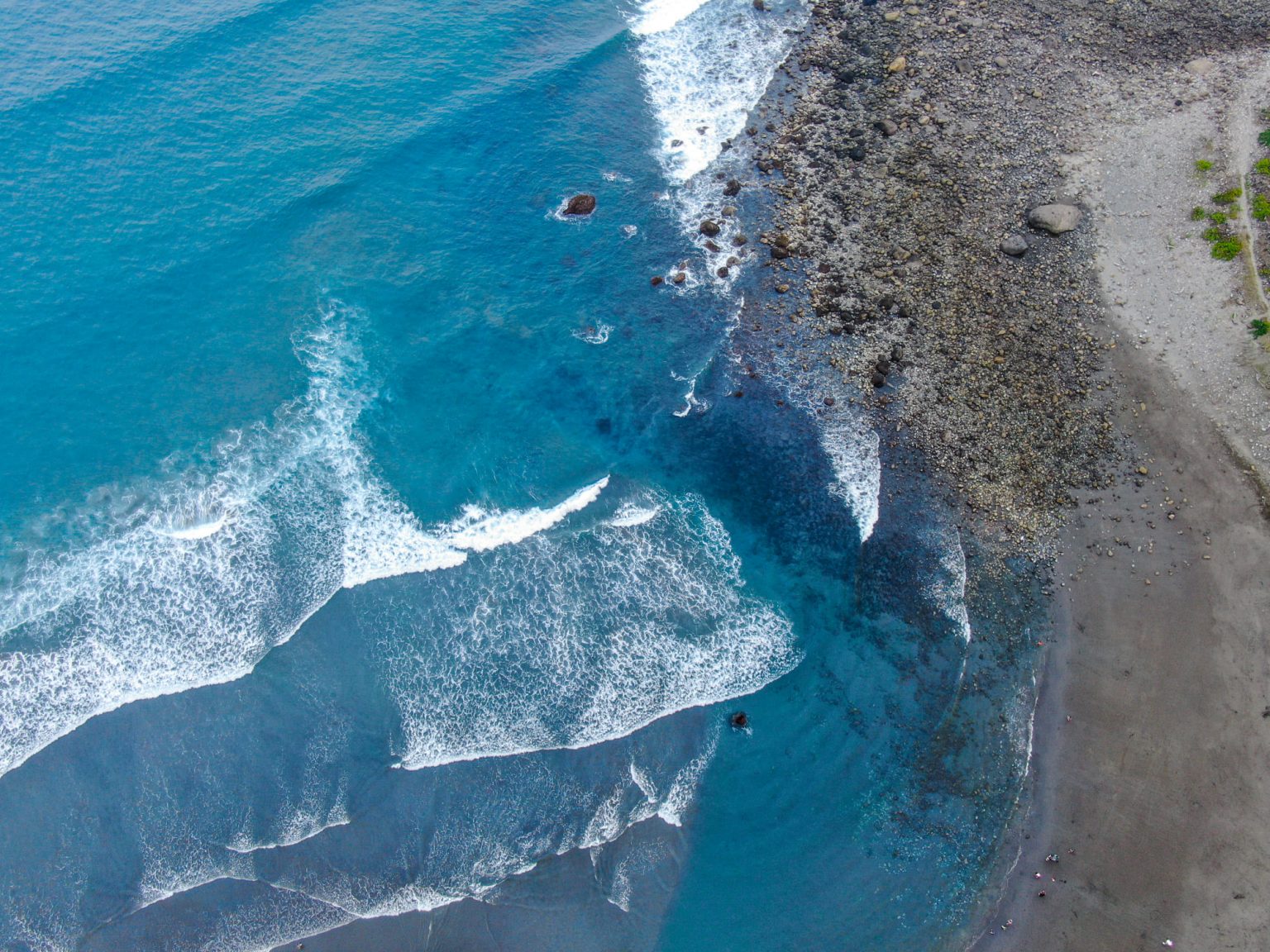 出處:都歷海洋教室-T.O.S-Torik-Ocean-Surf-1536x1152.jpg