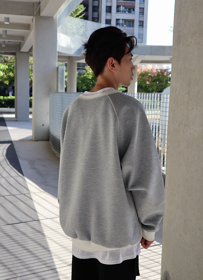 【 Giusto 】領口交叉車線大學T7