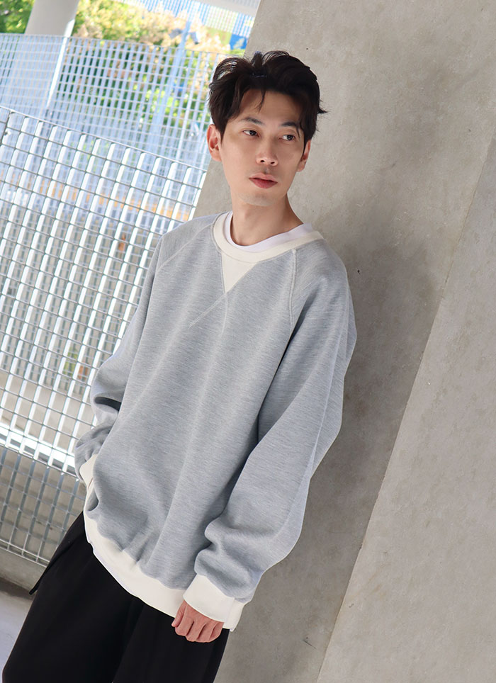 【 Giusto 】領口交叉車線大學T